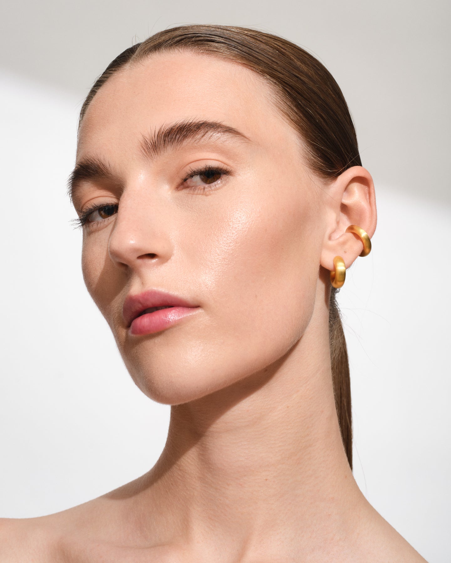 Chunky Hoops Satin Small Gold