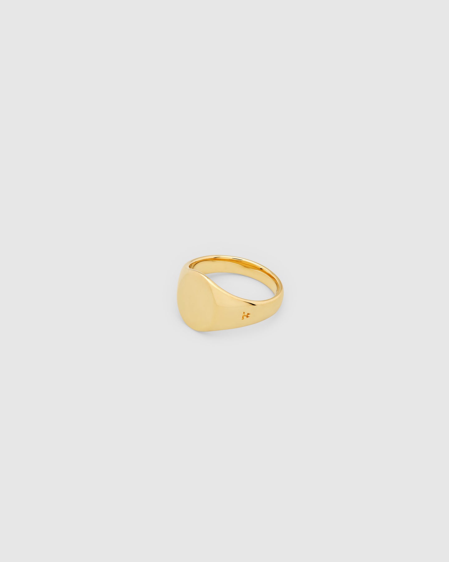 Mini Signet Oval Gold