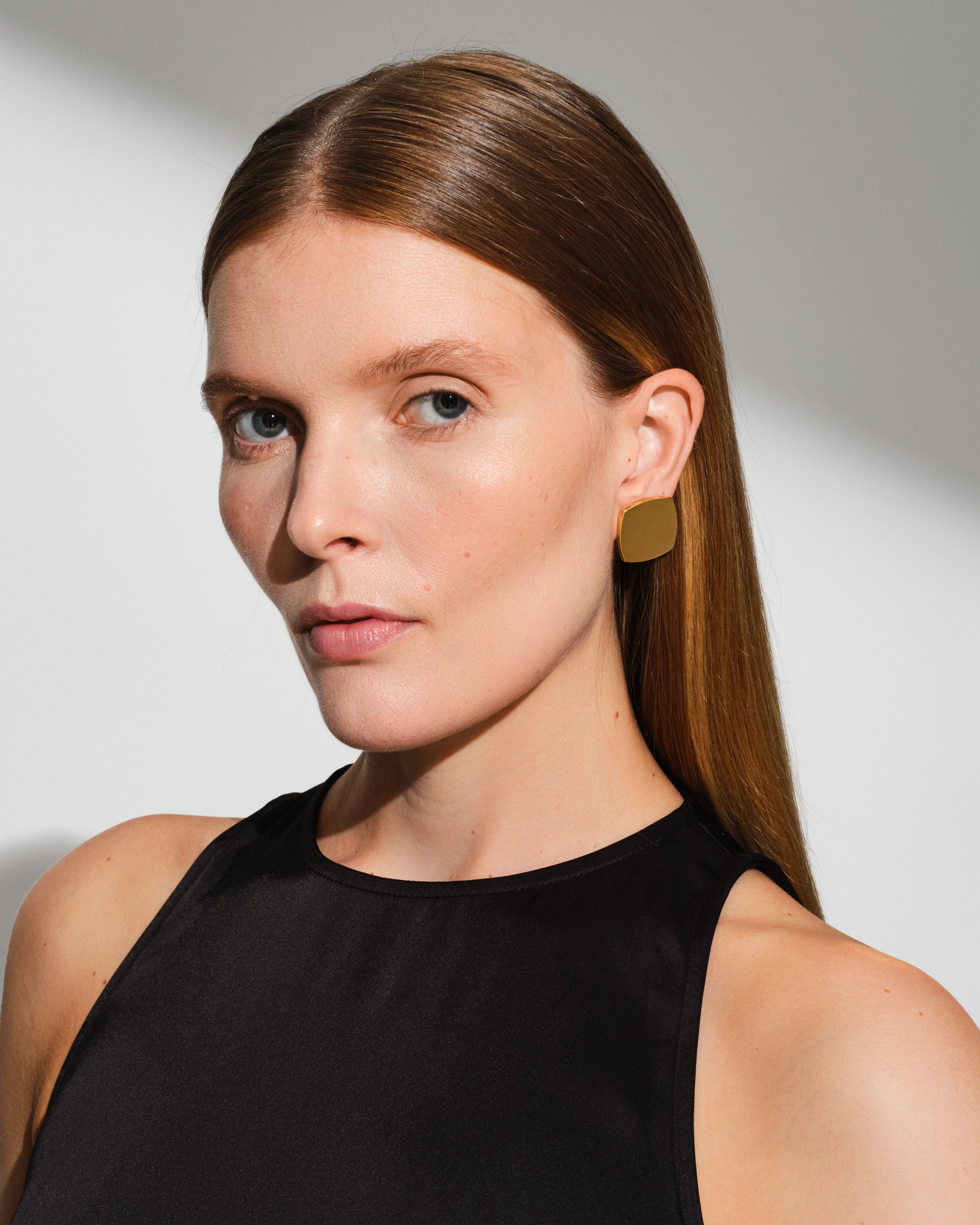 Umi Studs Large Gold