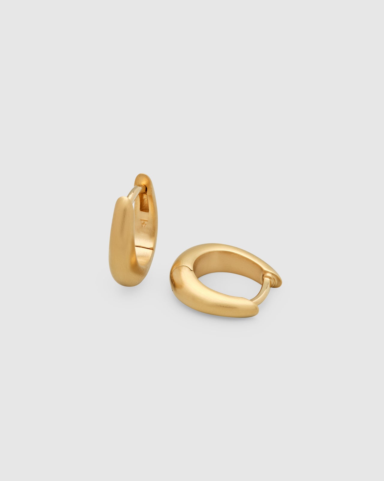 Liz Huggies Satin Gold