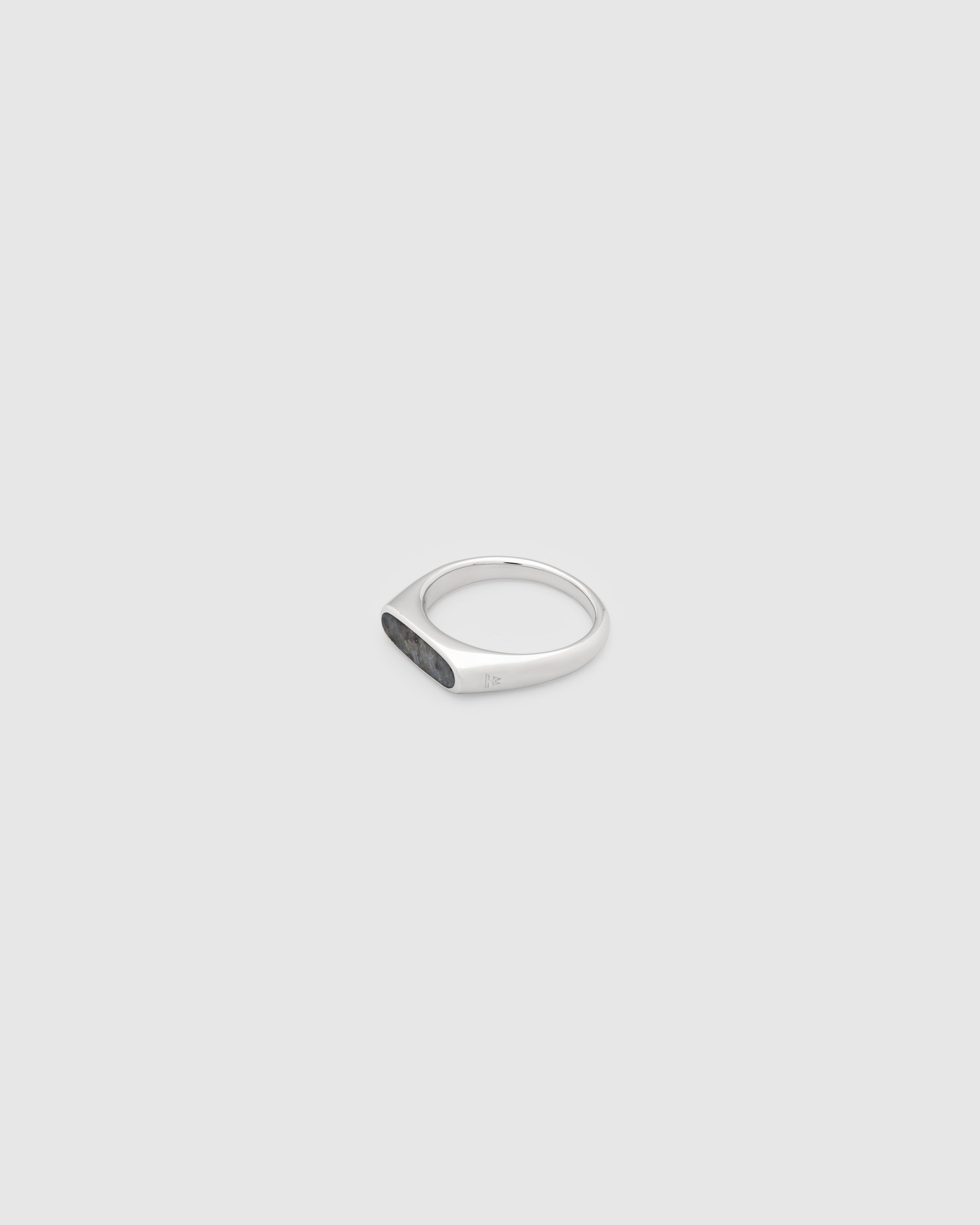 Mario Ring Larvikite