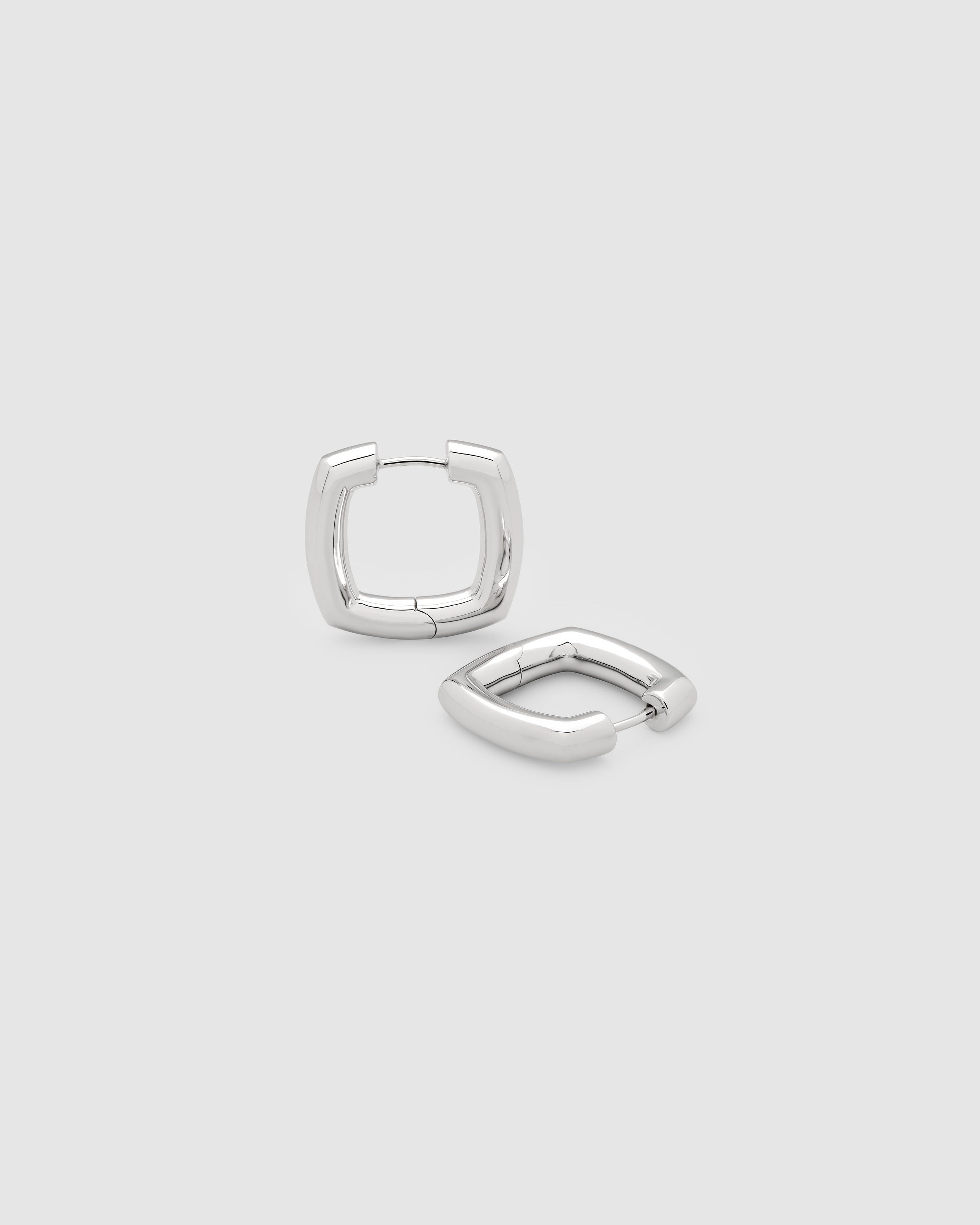 Frame Hoops Medium – Tom Wood