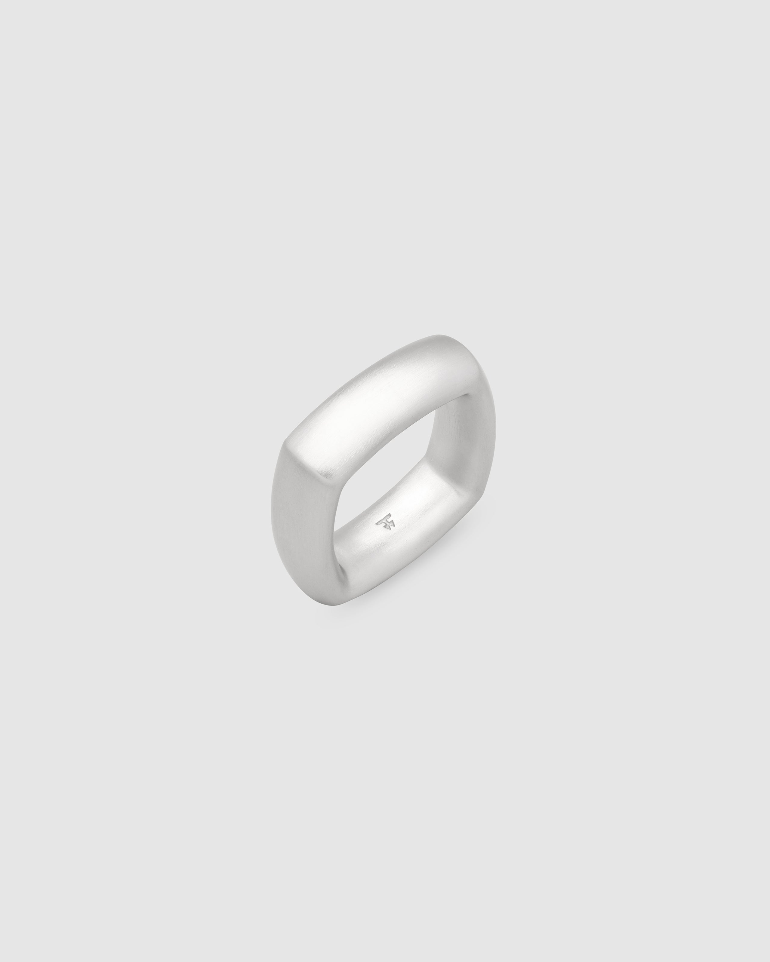 Frame Ring Satin