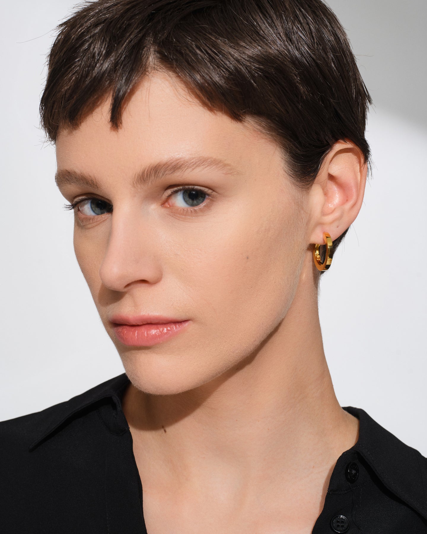 Beck Hoops Medium Gold