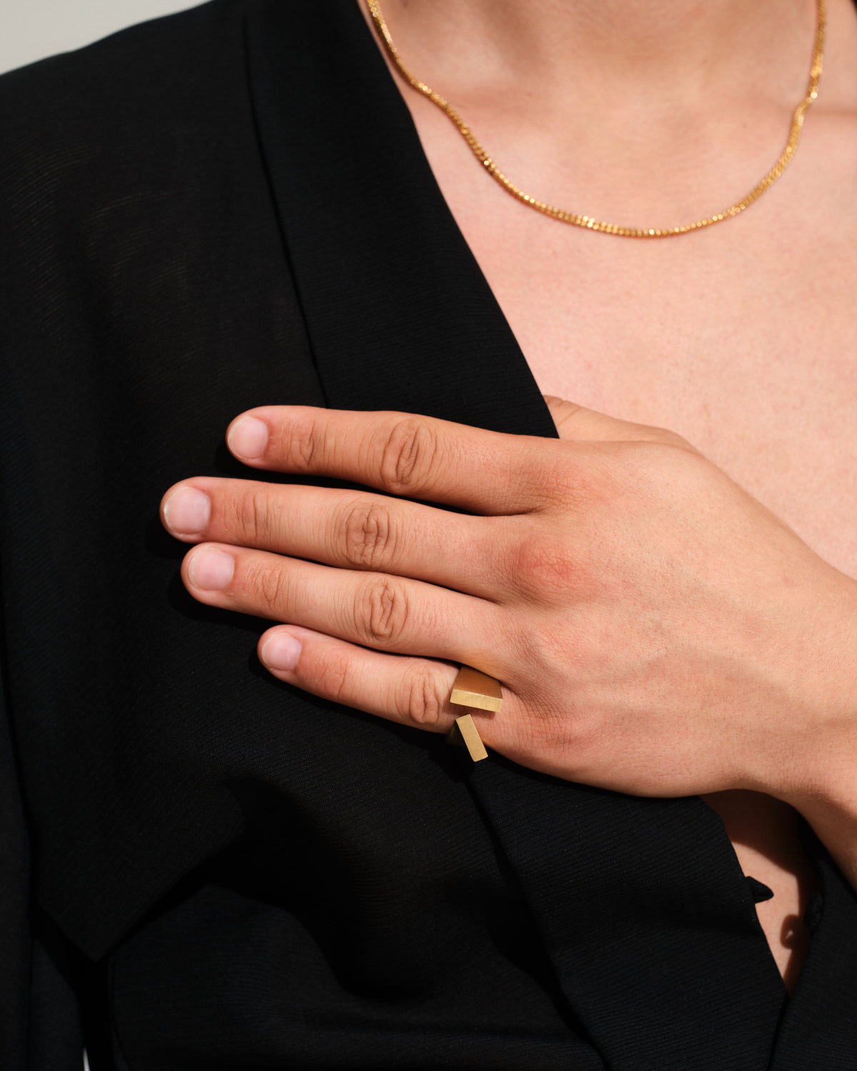 Tilt Ring Gold