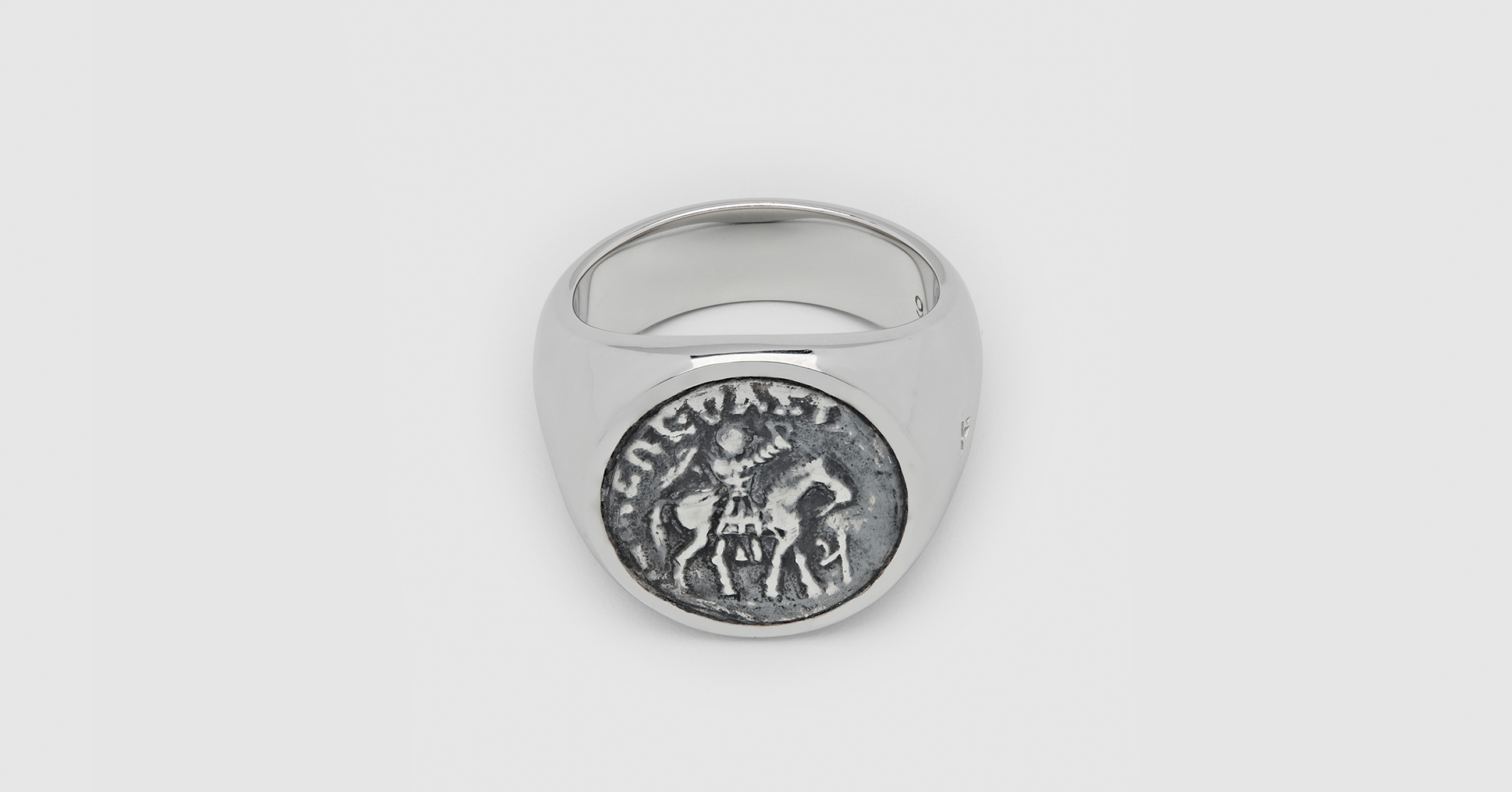 Coin Ring – Tom Wood
