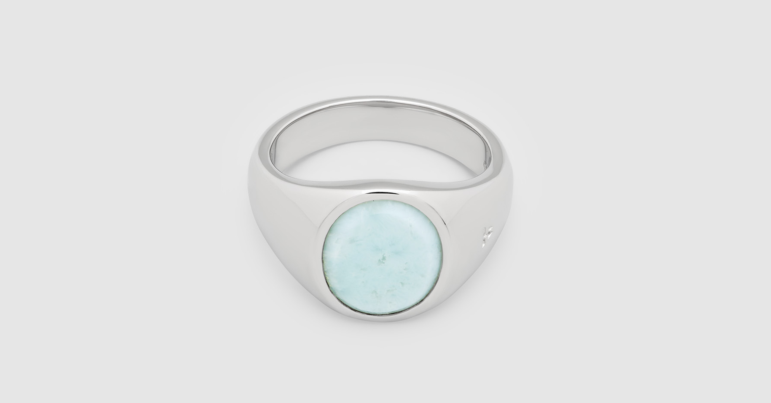 Kim Ring Ice Blue – Tom Wood