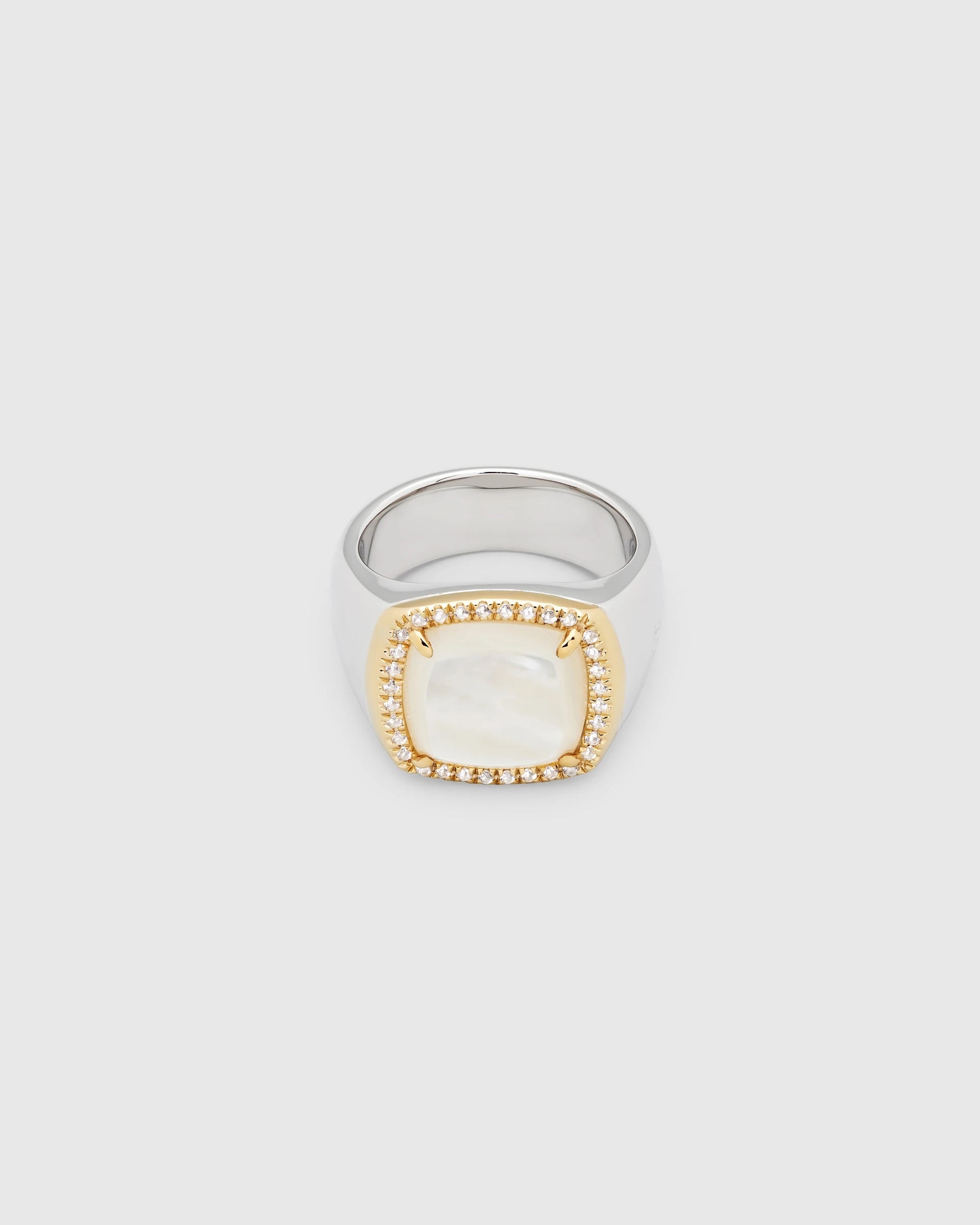 May Ring White MOP – Tom Wood