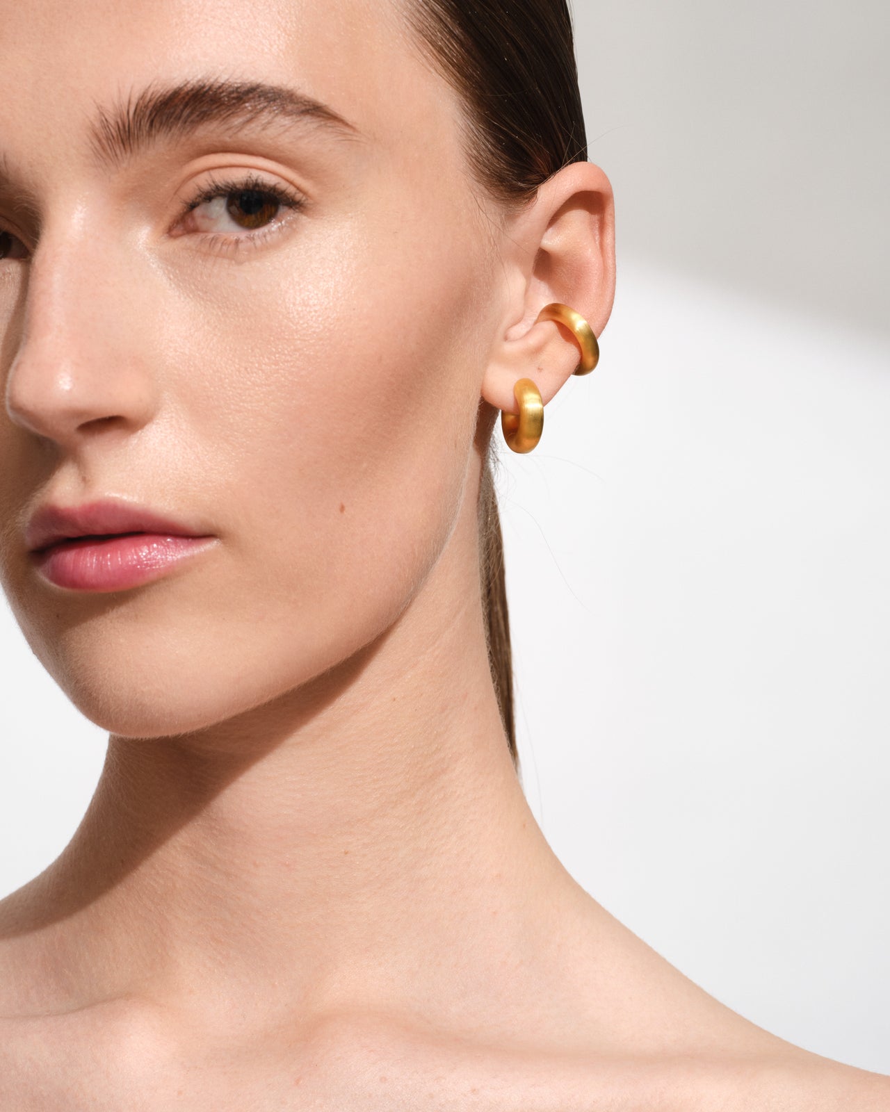 Chunky Ear Cuff Satin Gold