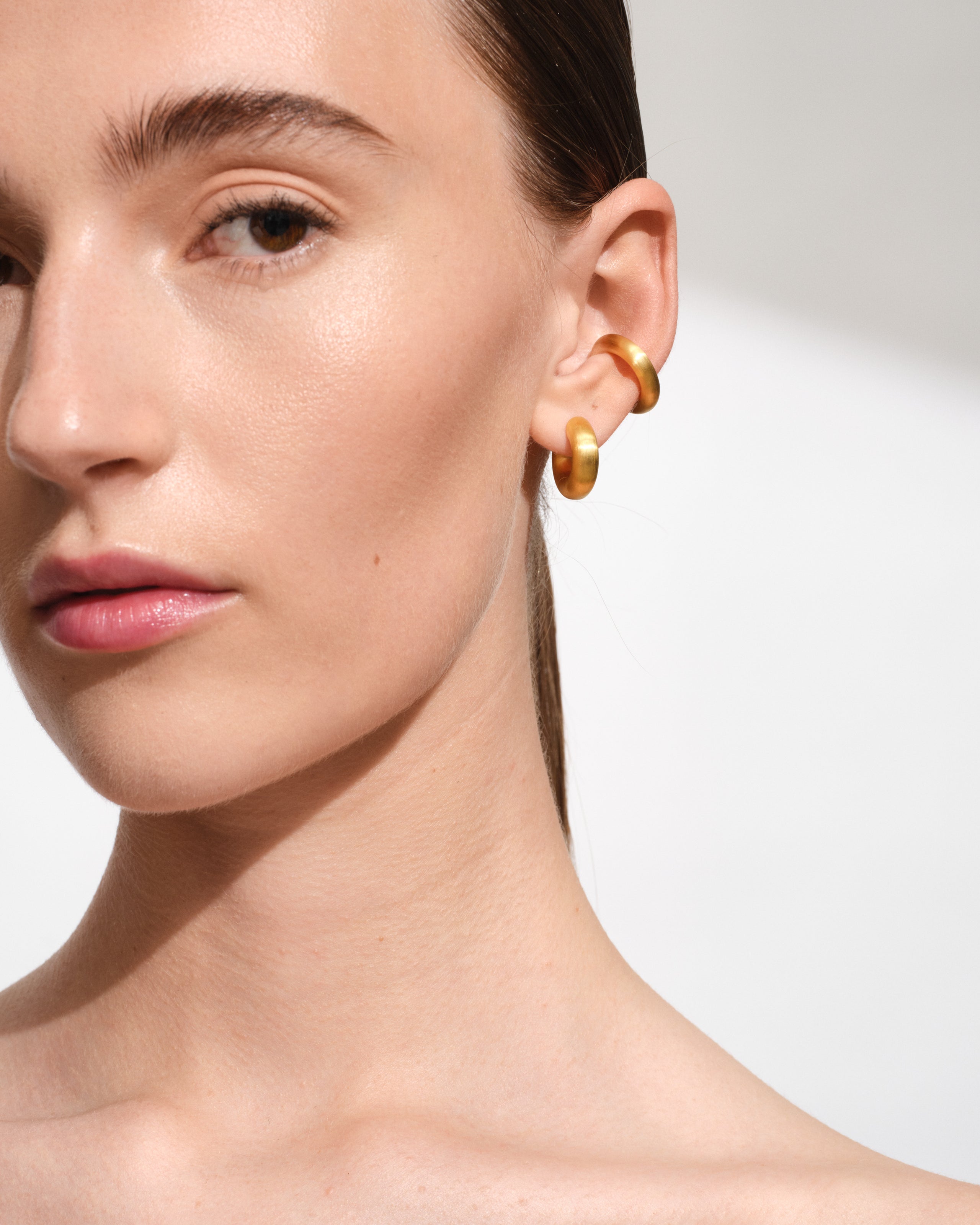 Chunky Ear Cuff Satin Gold