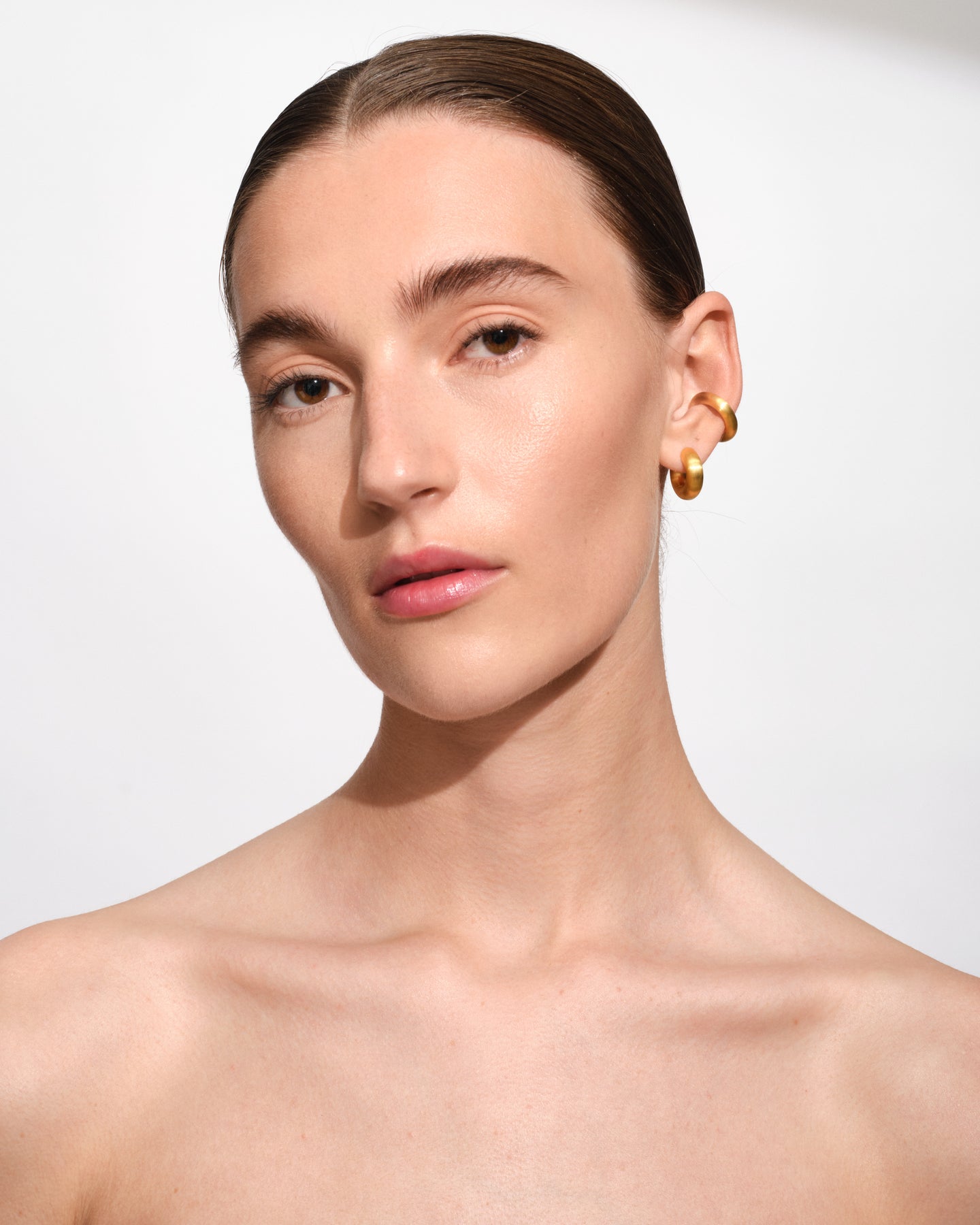 Chunky Ear Cuff Satin Gold