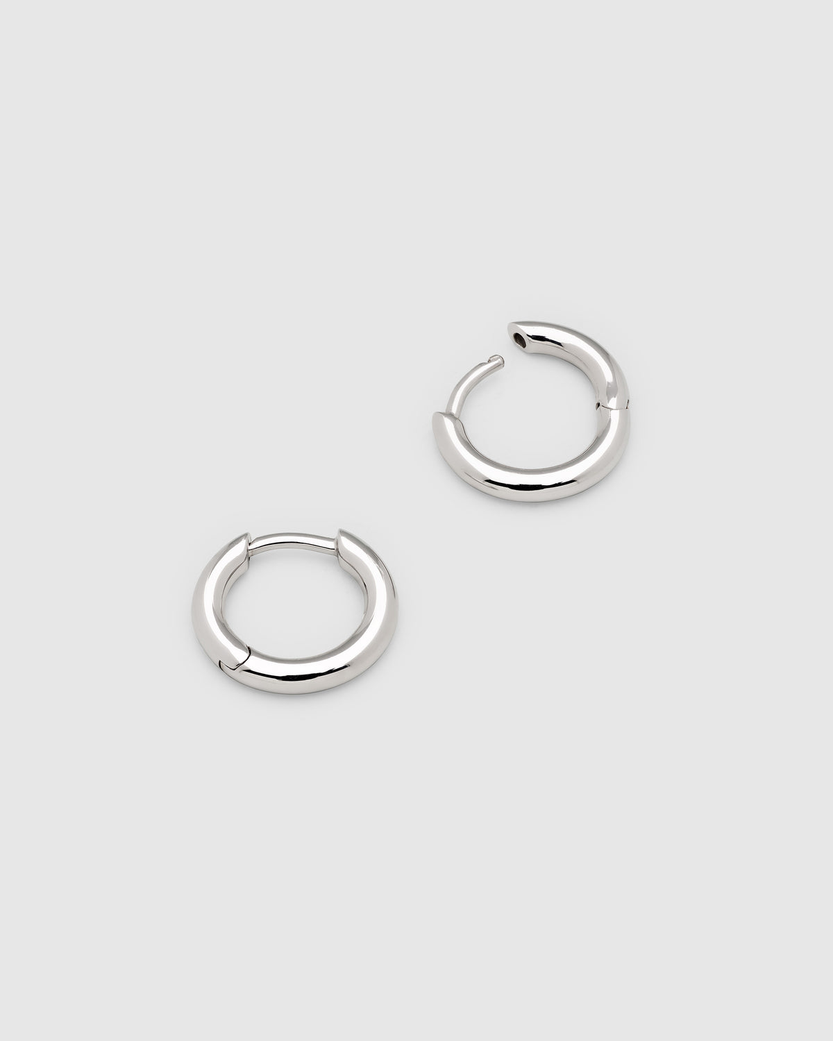 Classic Hoops Small – Tom Wood