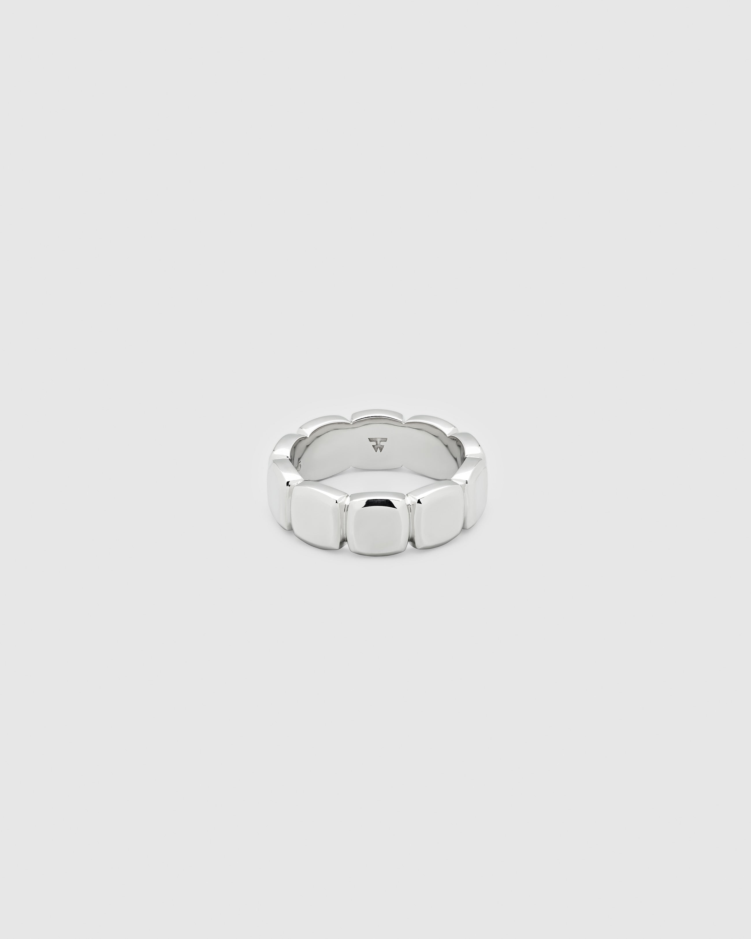 Cushion Band – Tom Wood