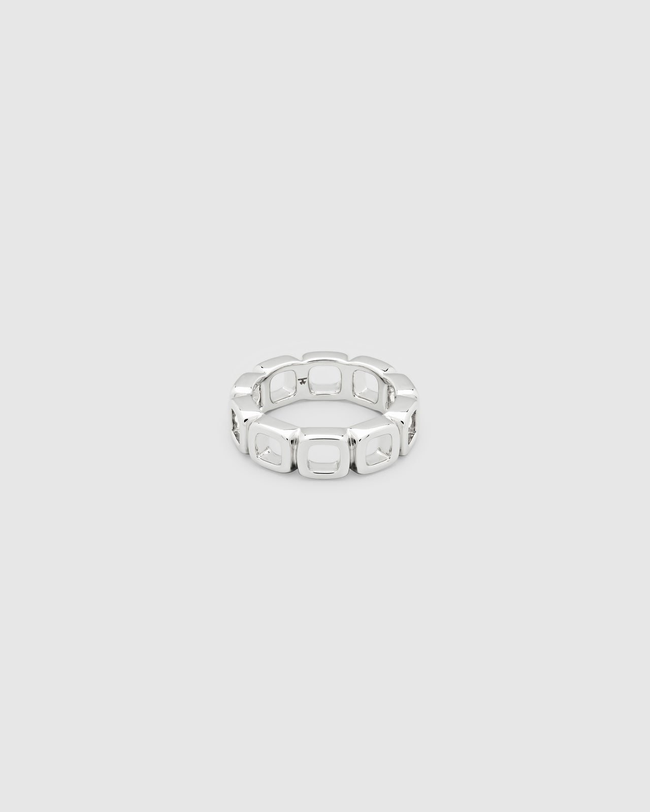 Cushion Band Open