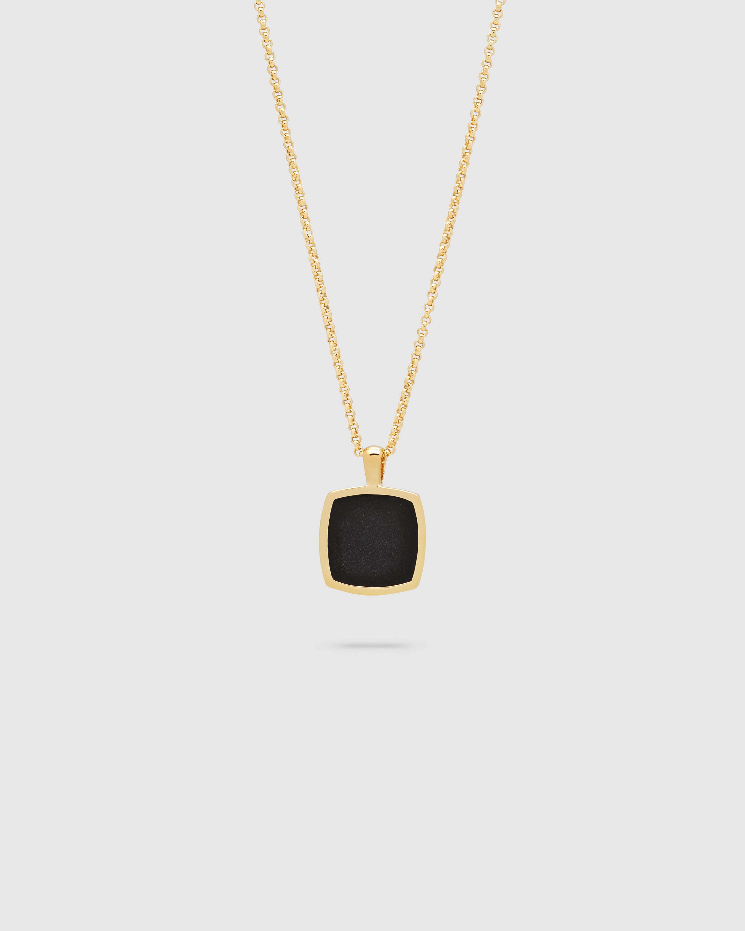 Cushion Pendant Onyx Gold – Tom Wood