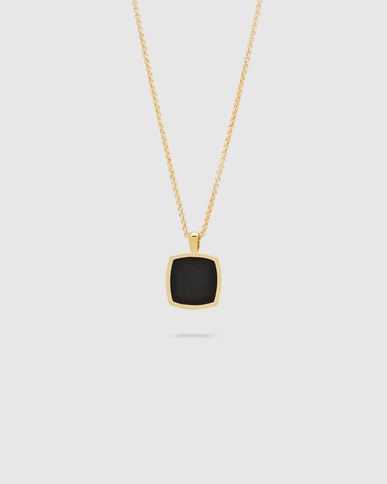Cushion Pendant Onyx Gold
