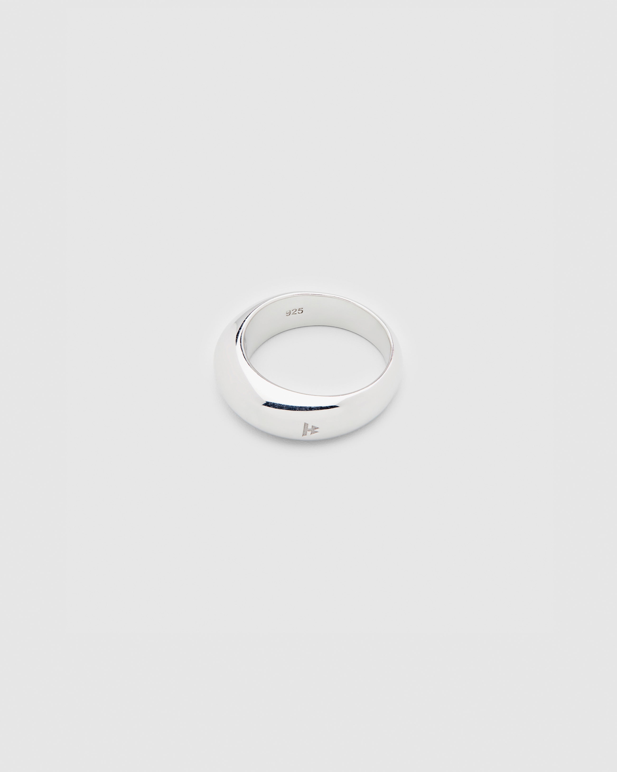 Band Rings – Tom Wood
