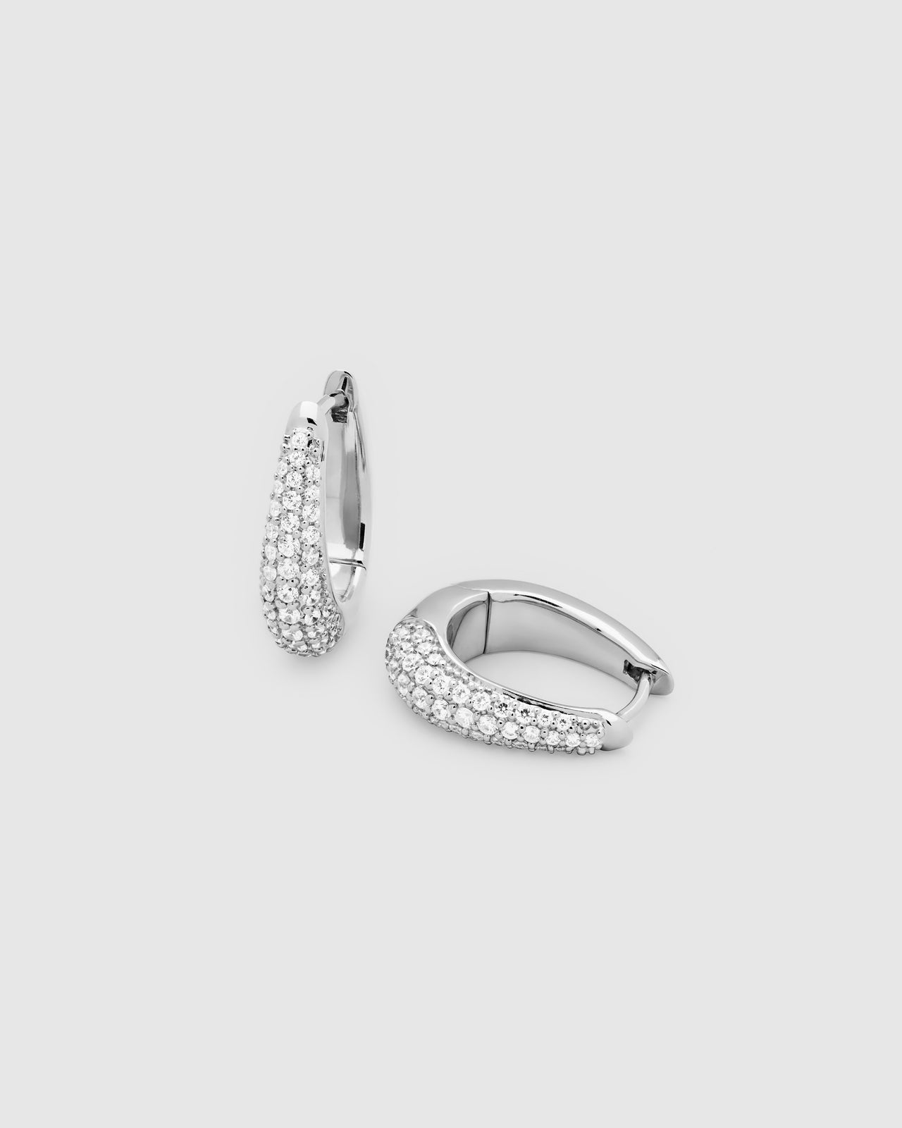 Liz Hoops Pave