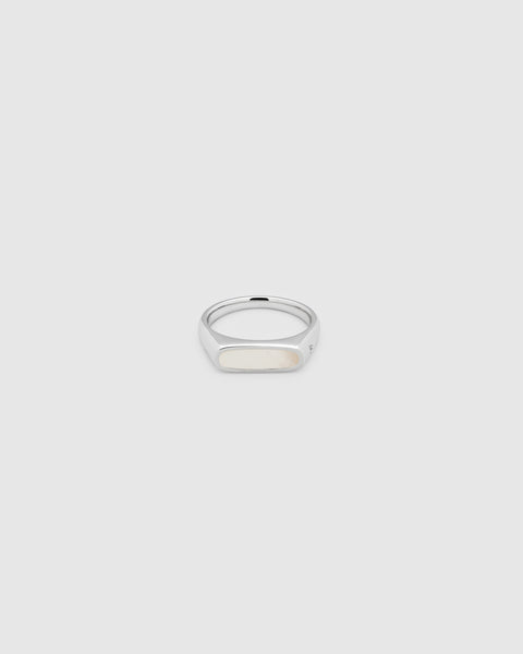 Mario Ring White MOP – Tom Wood