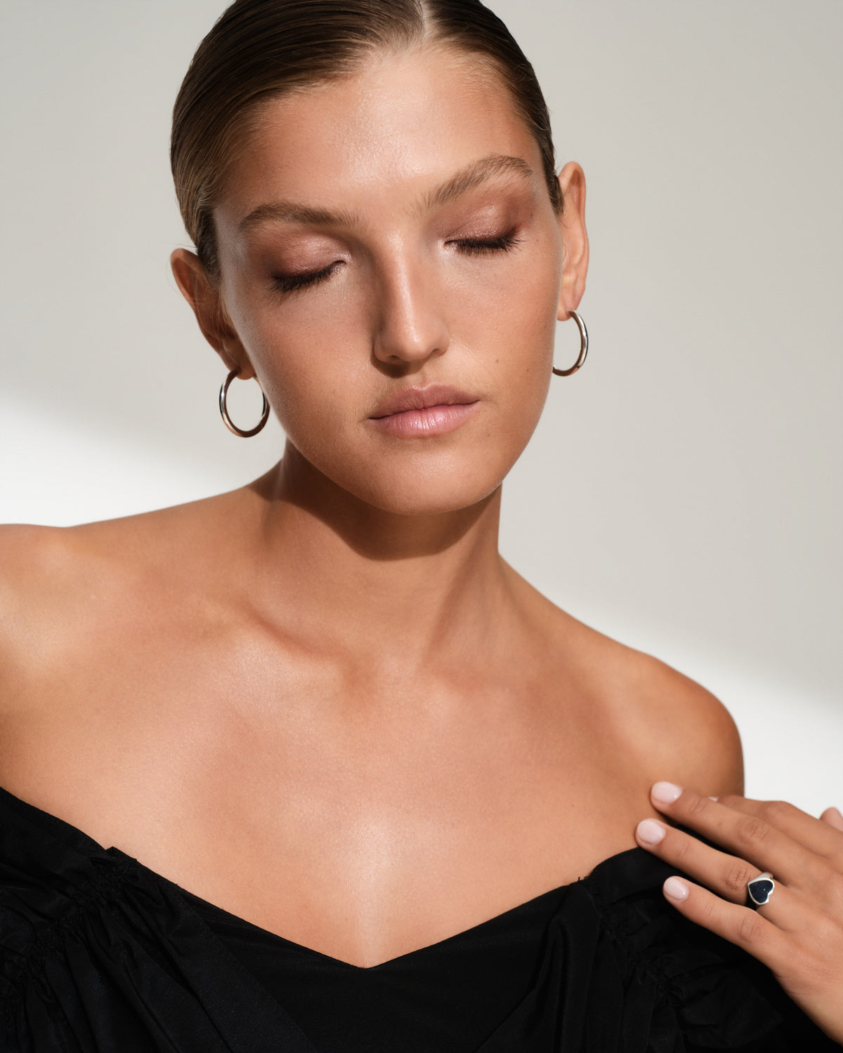 Mini Heart Ring – Tom Wood