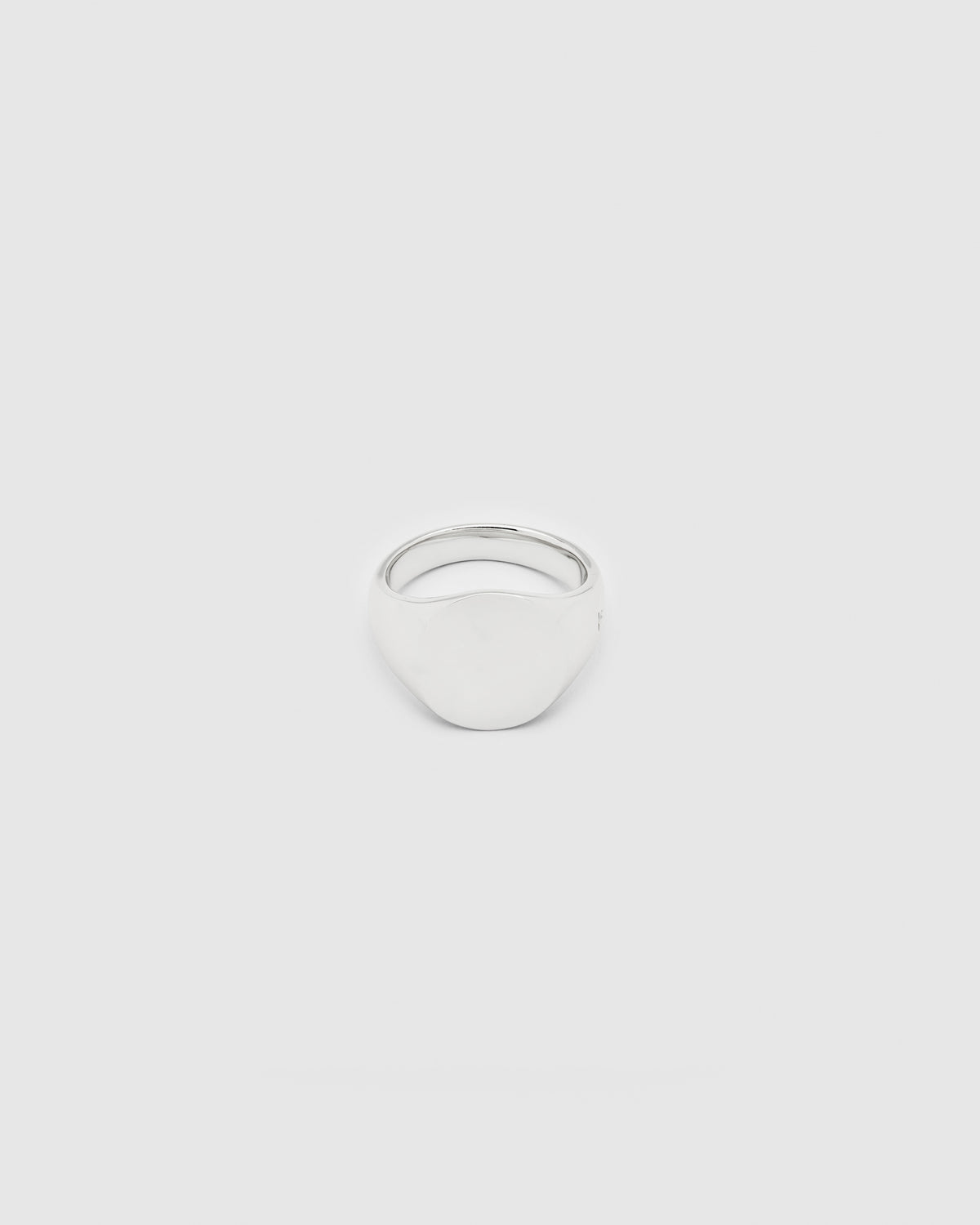 Mini Oval – Tom Wood