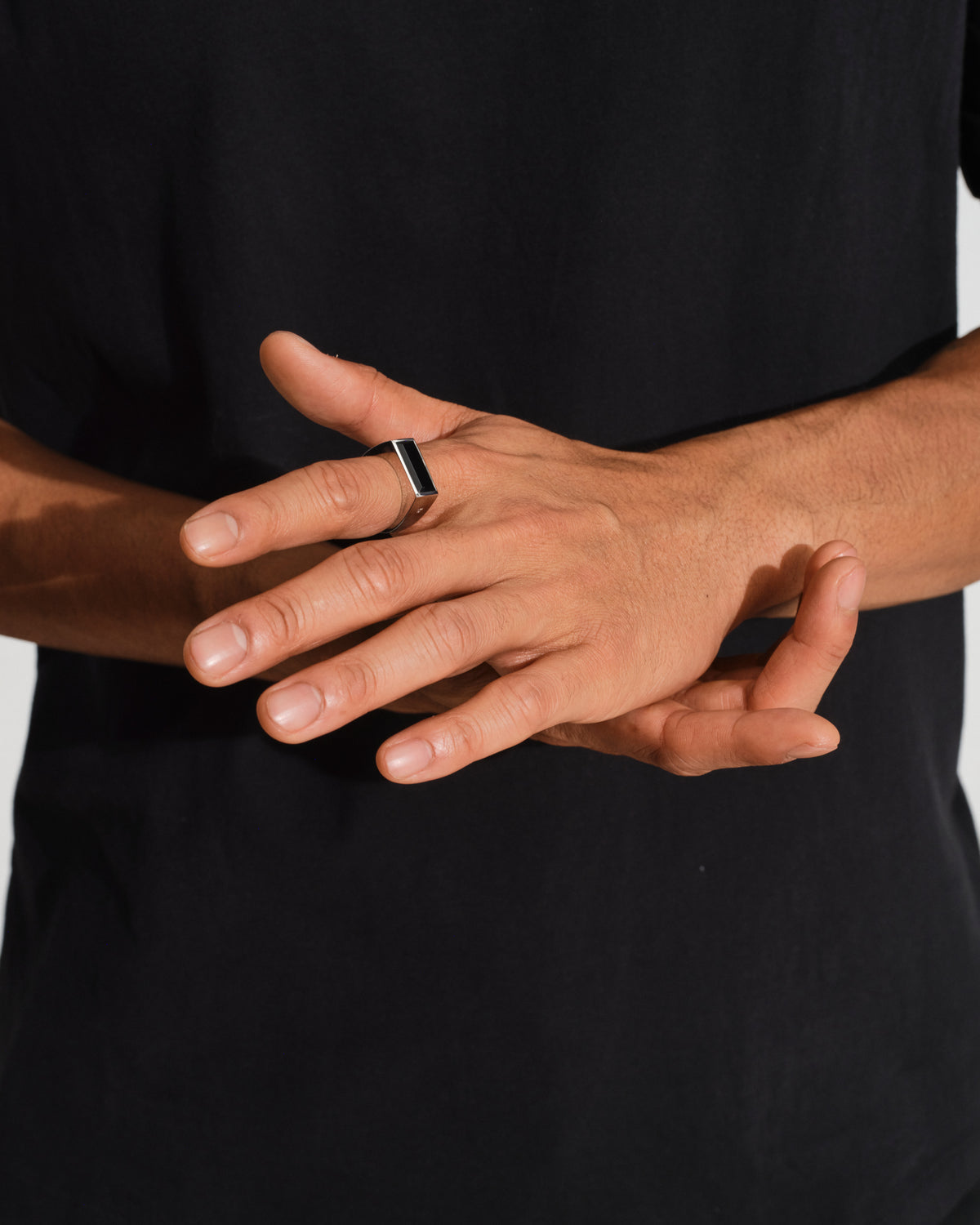 Peaky Ring Polished Onyx