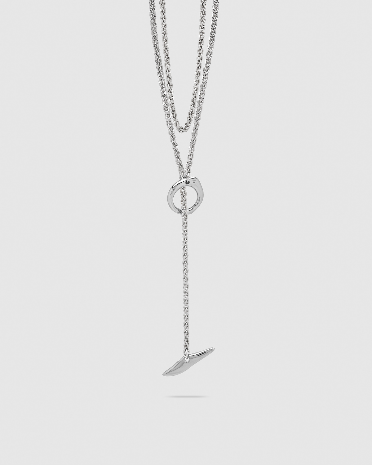 Robin Chain L – Tom Wood