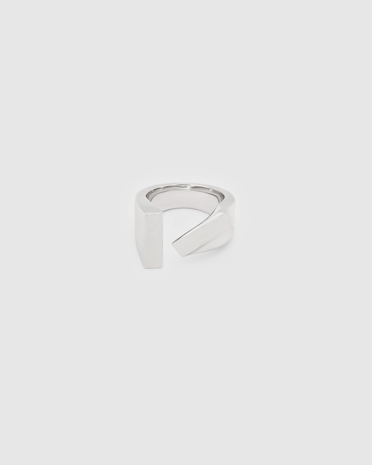 Tilt Ring 