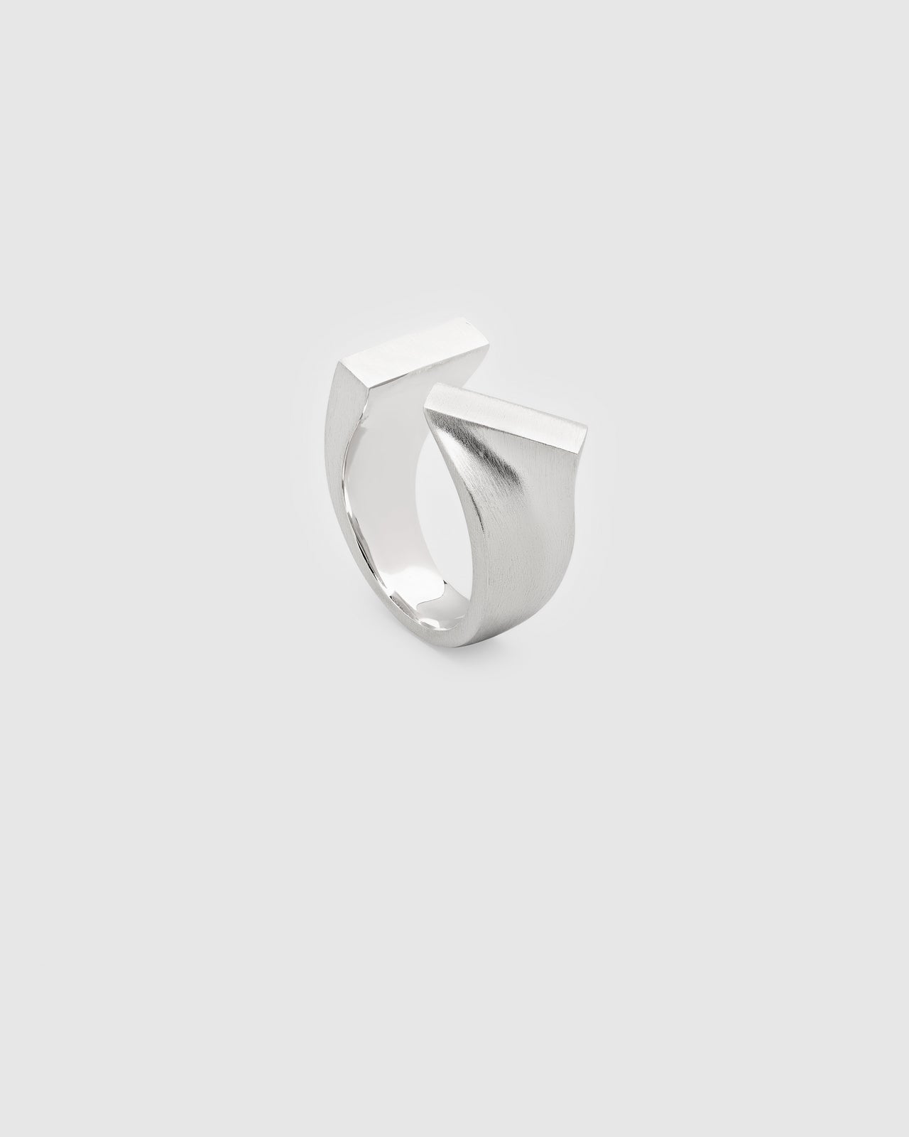 Tilt Ring 