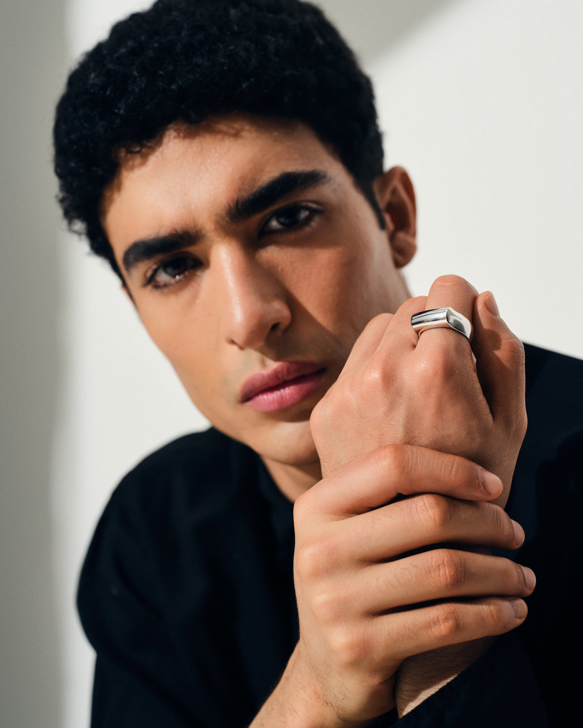 Crest Ring