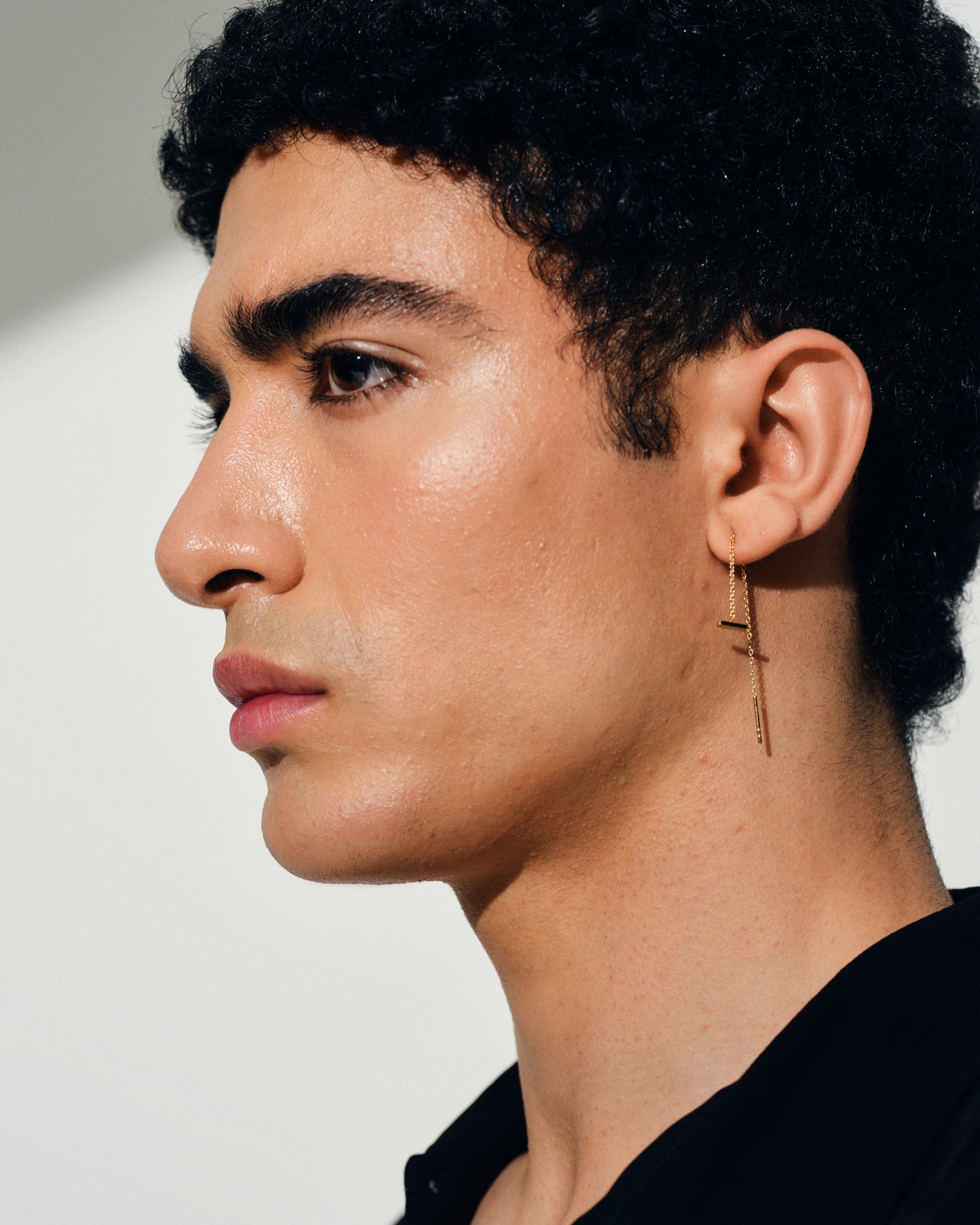 Sleek Ear Chain Gold Brilliant 64 mm