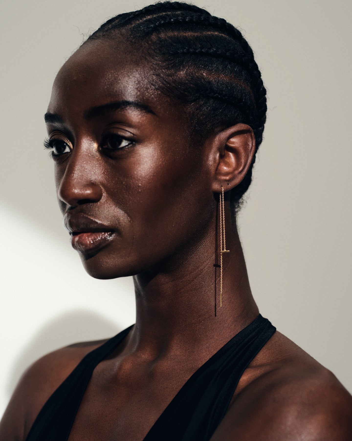 Sleek Ear Chain Gold Brilliant 140 mm