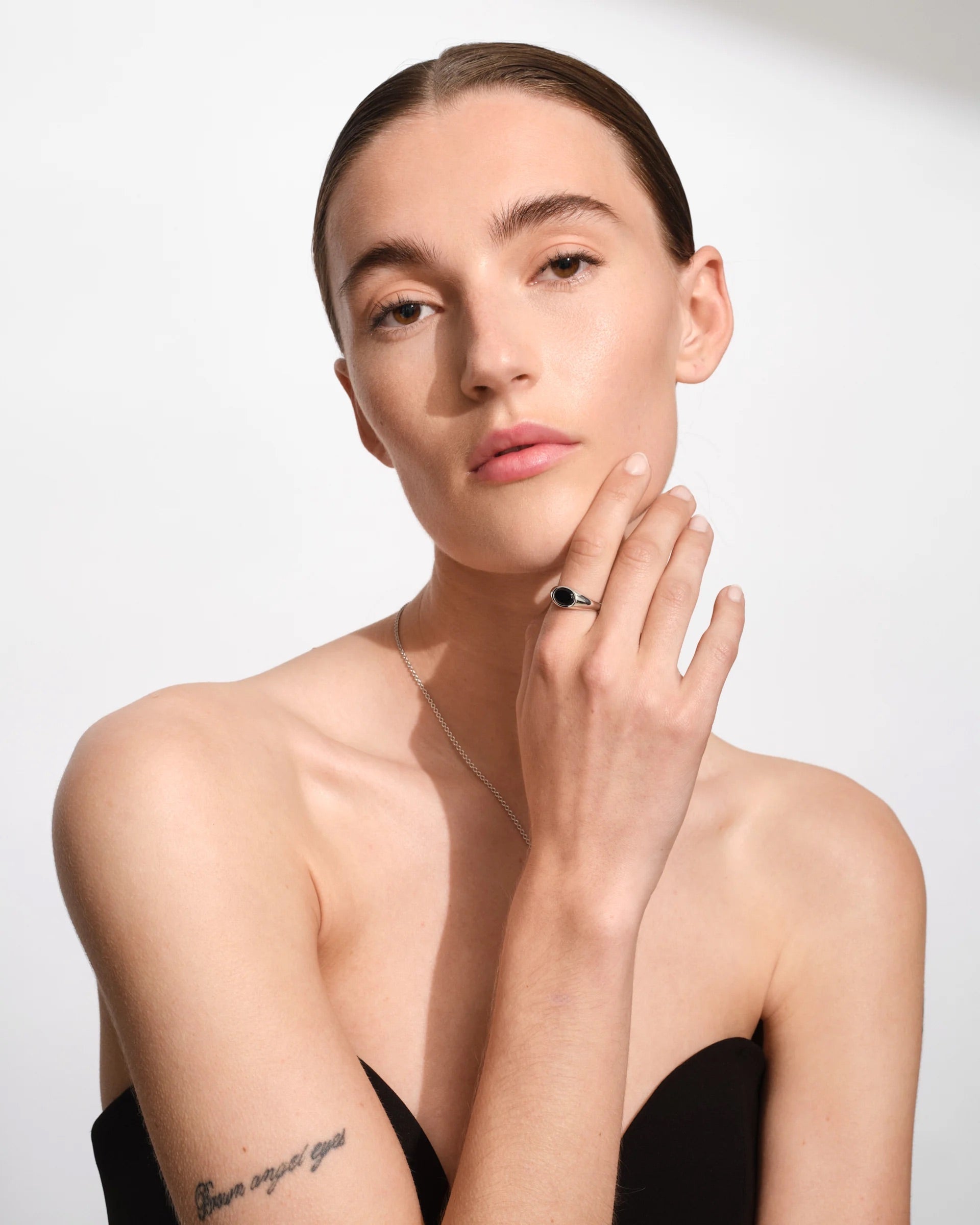Black Onyx Rings – Tom Wood