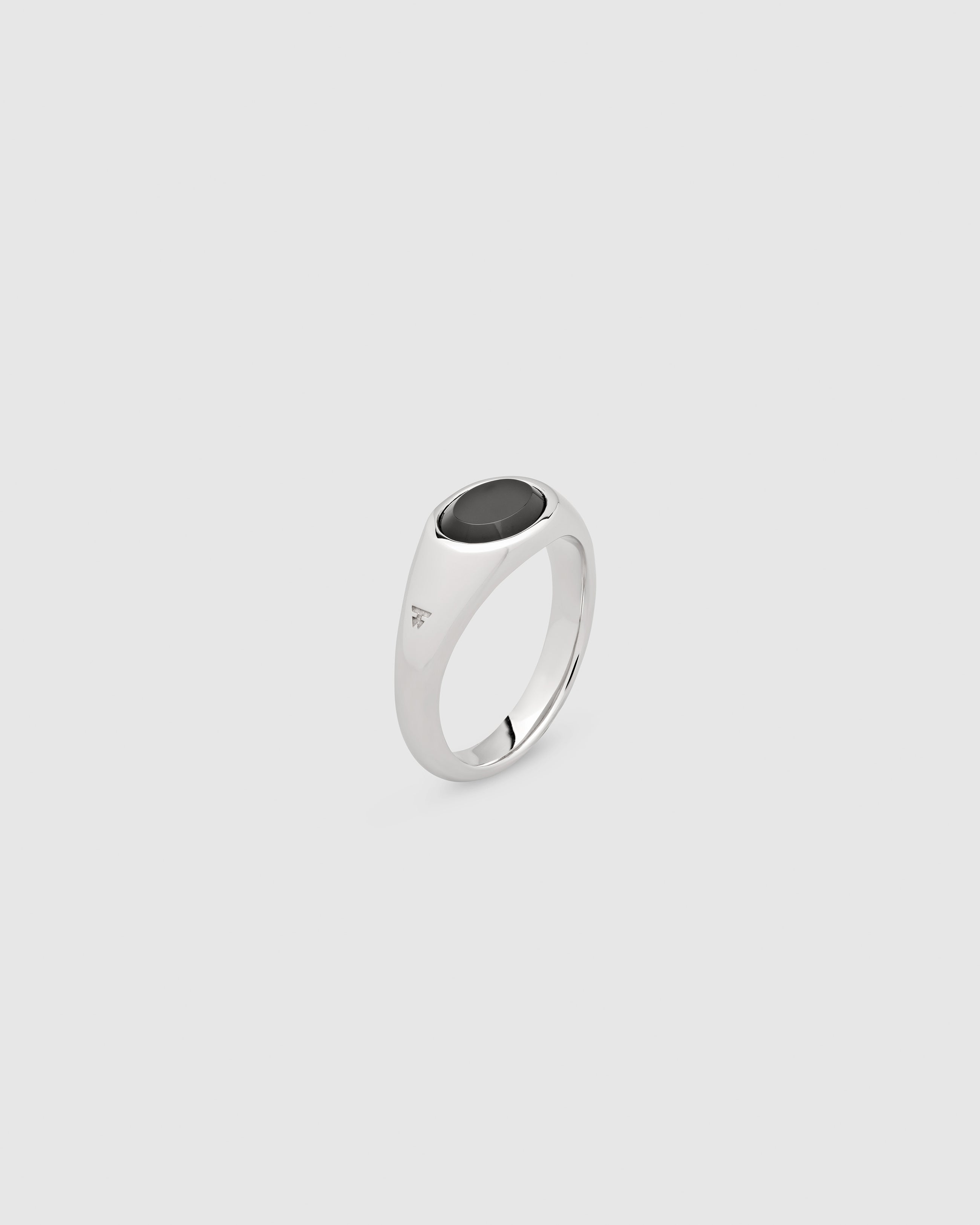 トムウッド　Joe Ring Polished Onyx サイズ46 Joe Ring Polished Onyx – Tom Wood