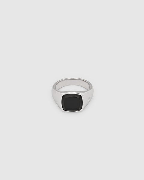 Kay Ring Polished Onyx – Tom Wood