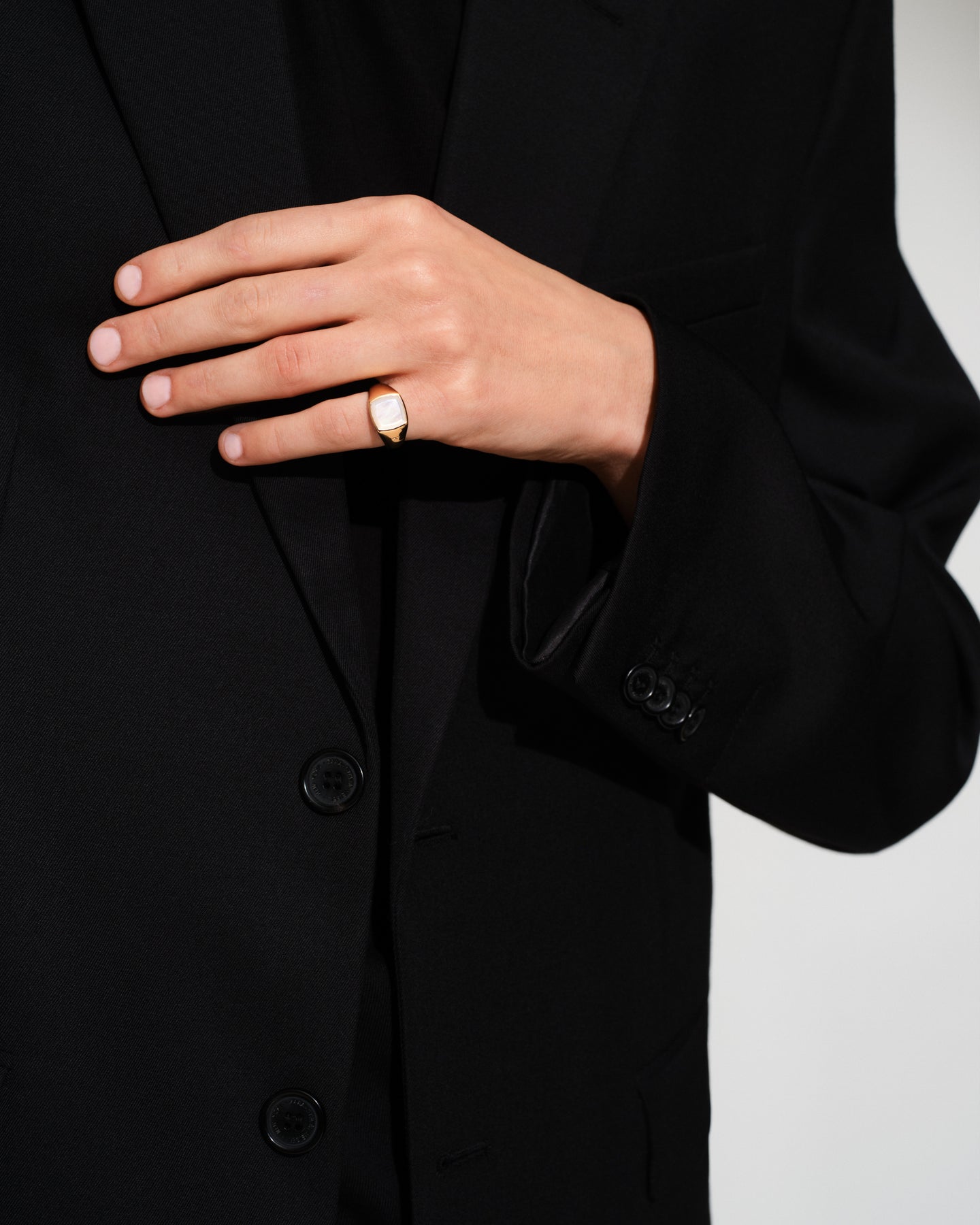 Kay Ring Gold White MOP