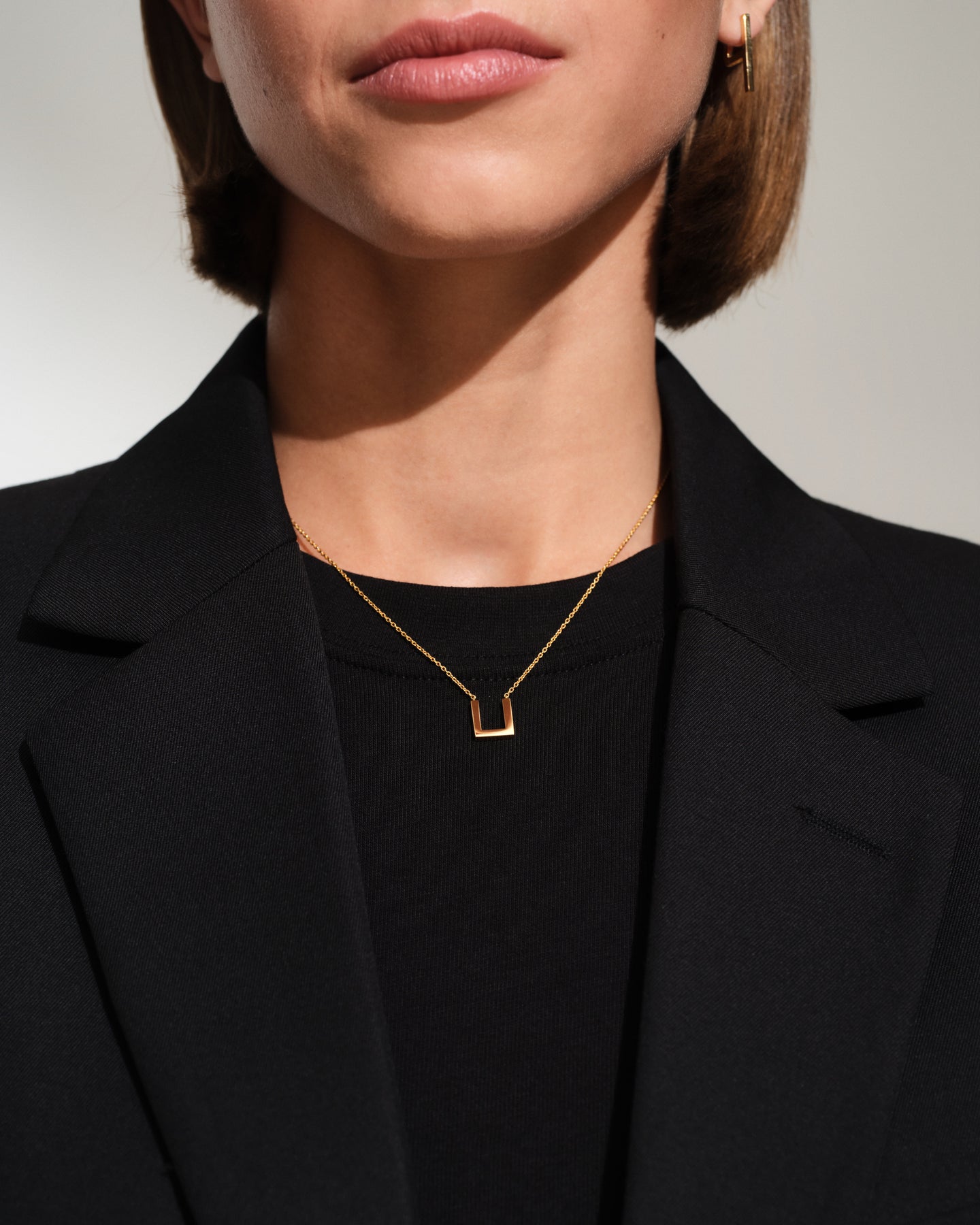 Sleek Pendant Gold