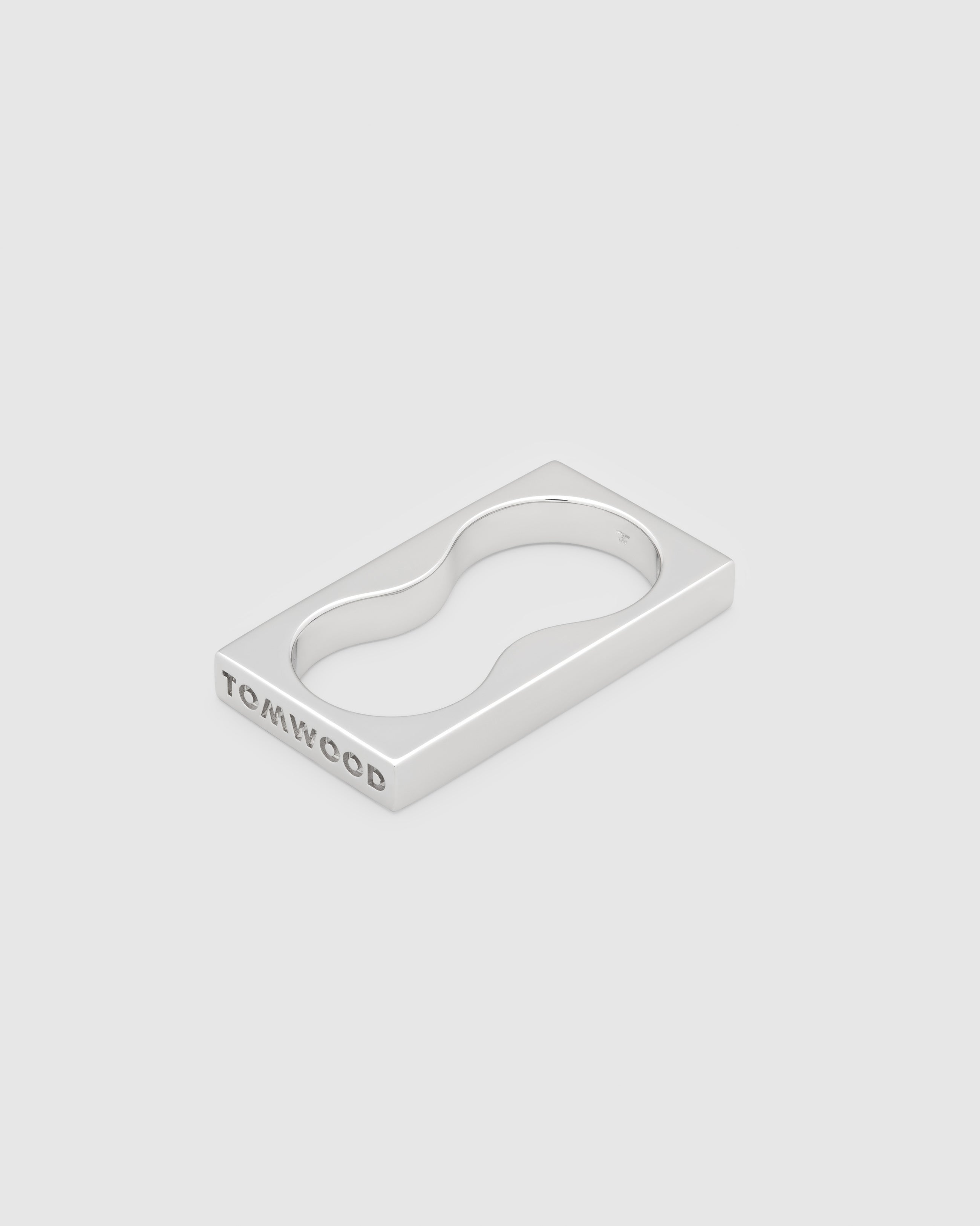 Square Ring Double – Tom Wood