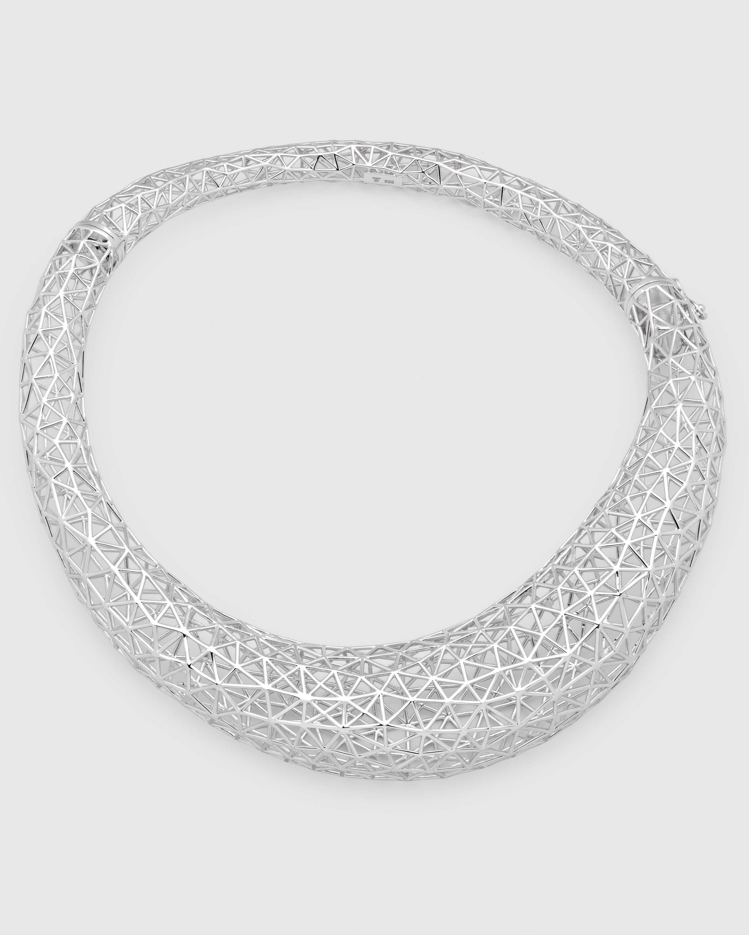 Maze Collar – Tom Wood