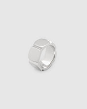 Umi Band Ring