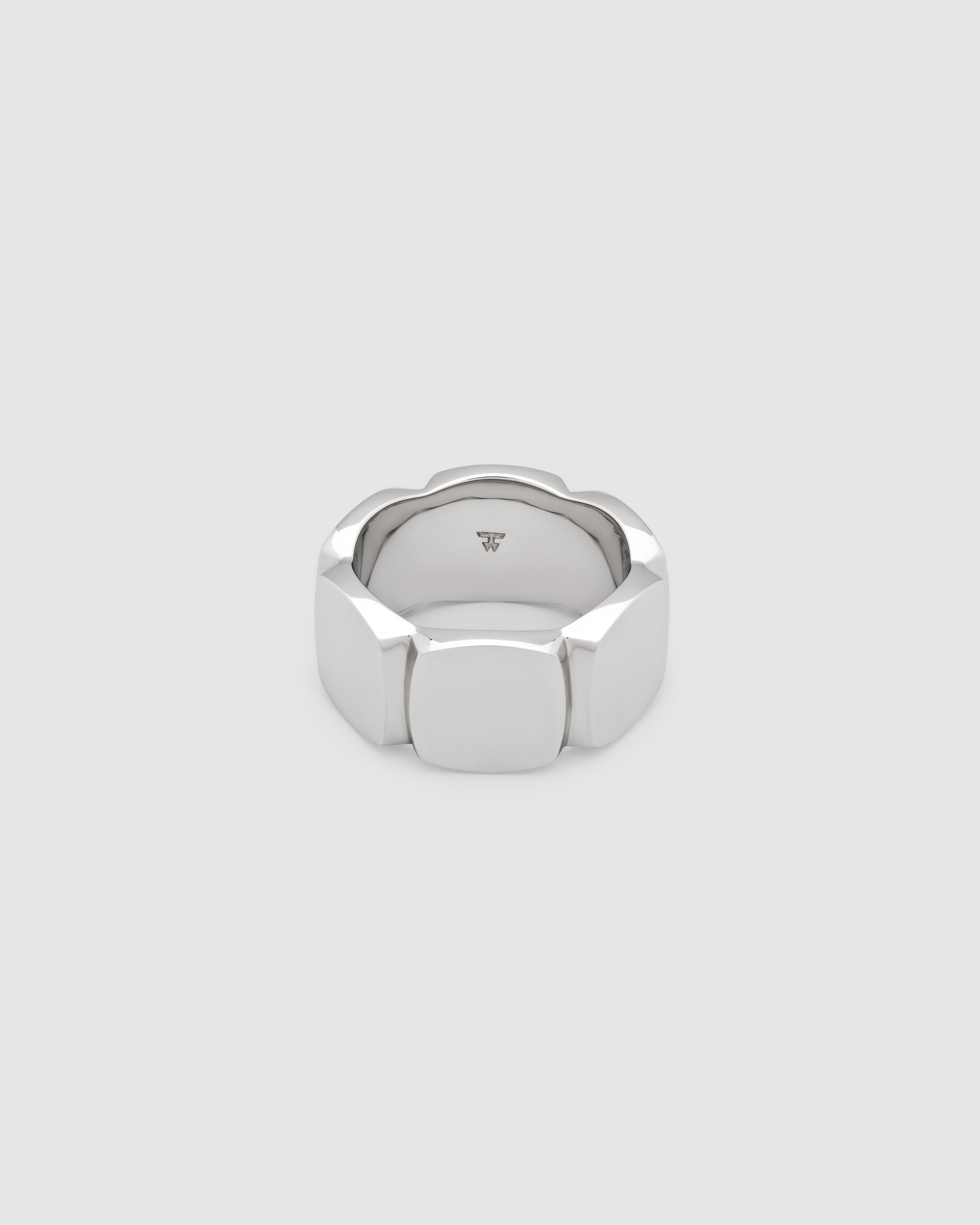 Umi Band Ring