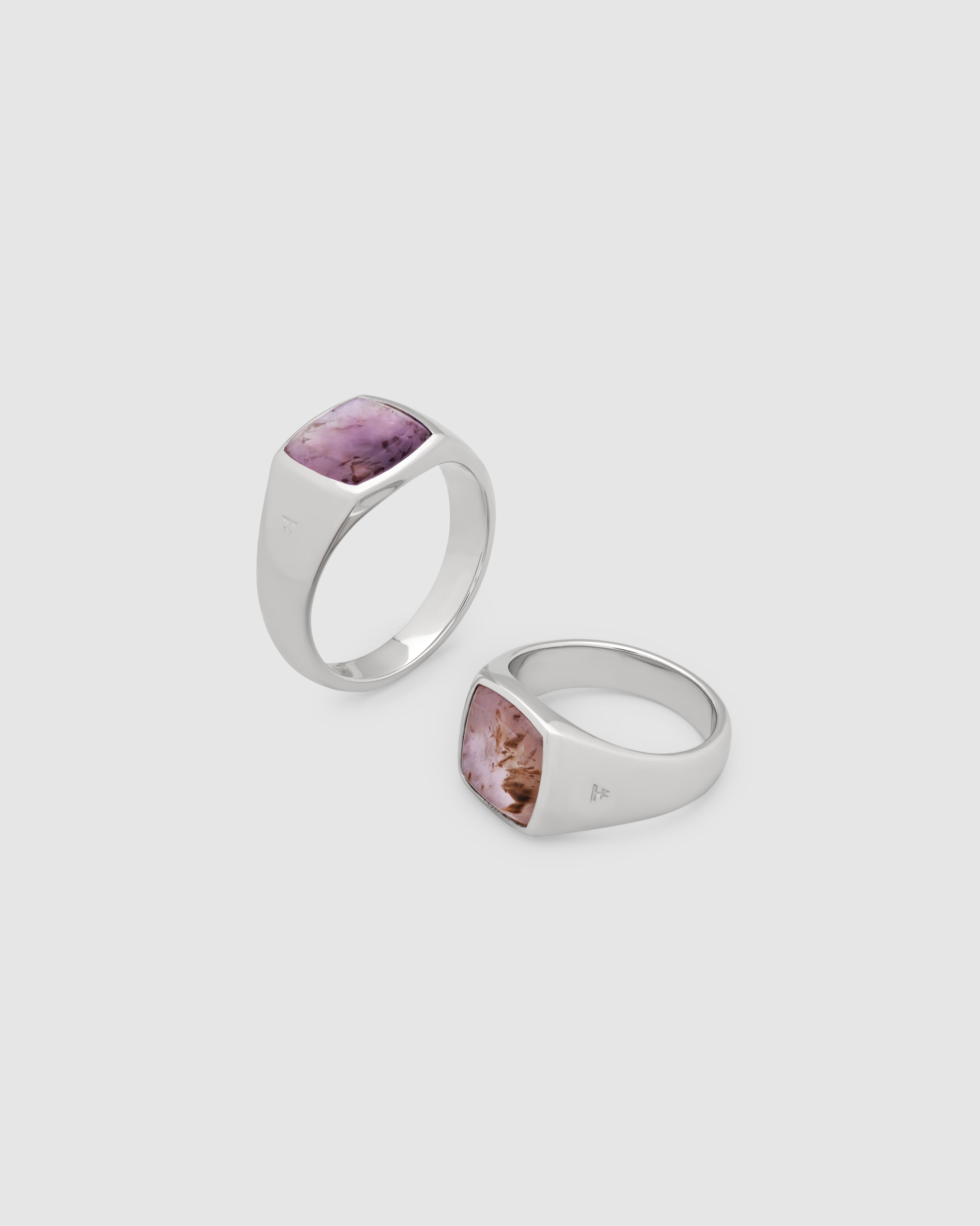 Kay Ring Sakura – Tom Wood