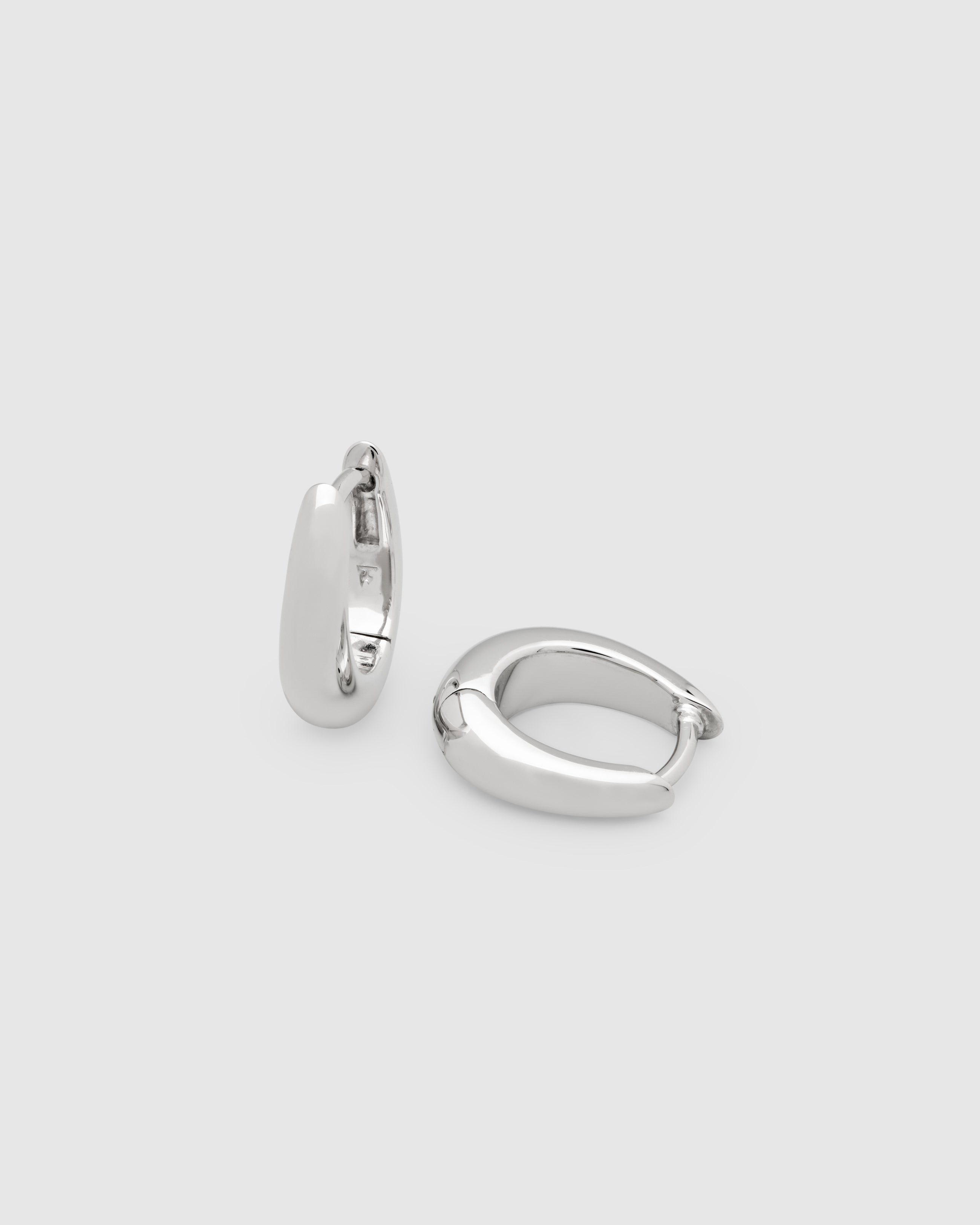 Cove Hoop – Tom Wood