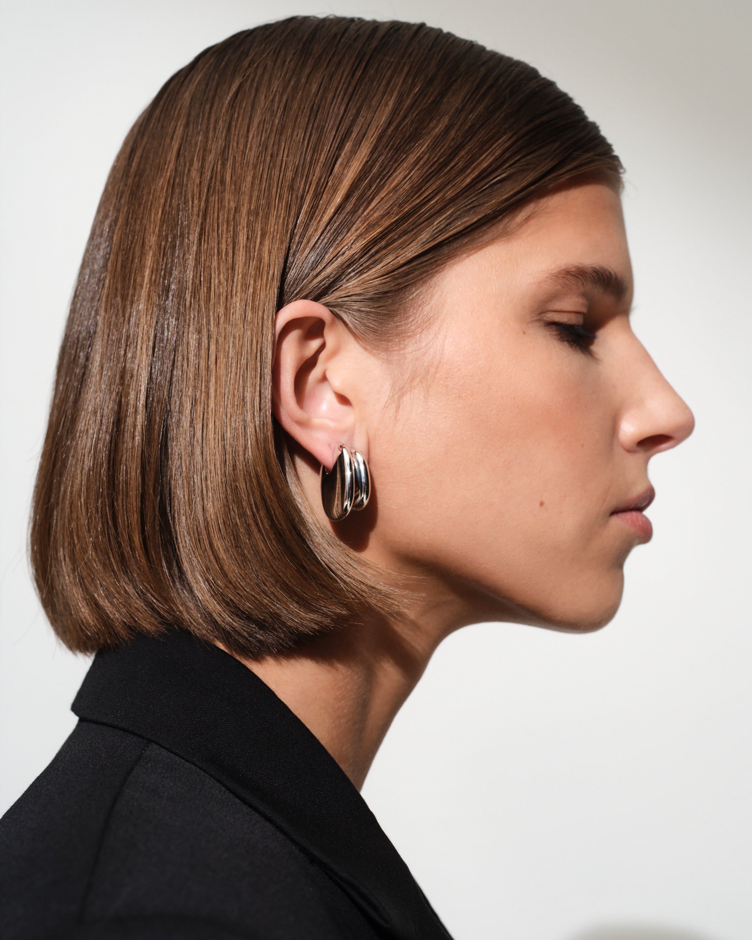 Pebble Hoops Medium – Tom Wood