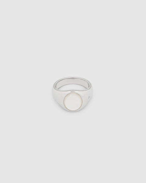 Kim Ring White MOP – Tom Wood