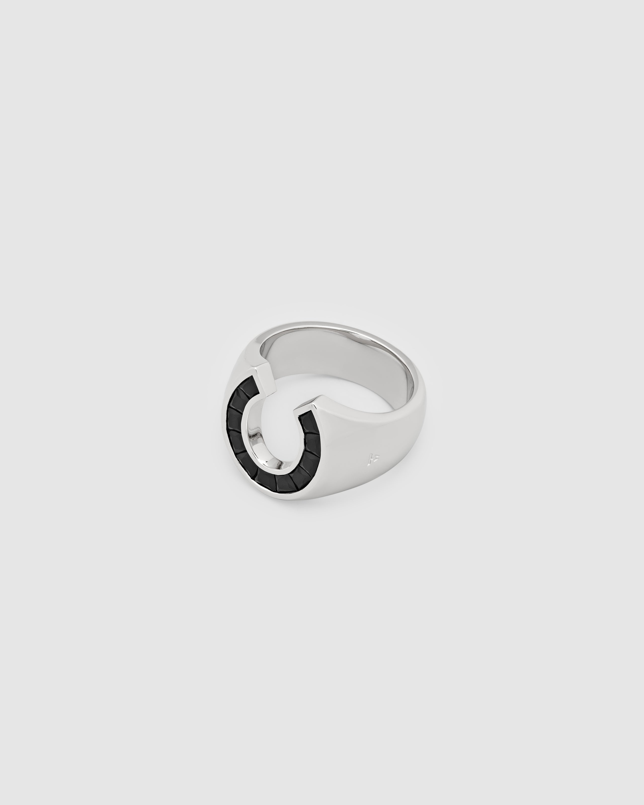 Felix Ring Black Spinel