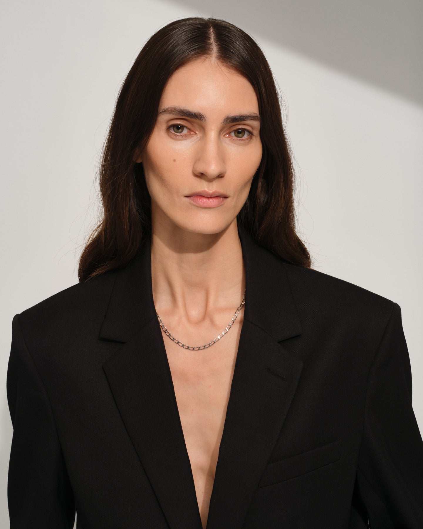 Arlo Chain Medium