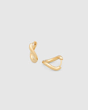 River Hoops Medium Gold