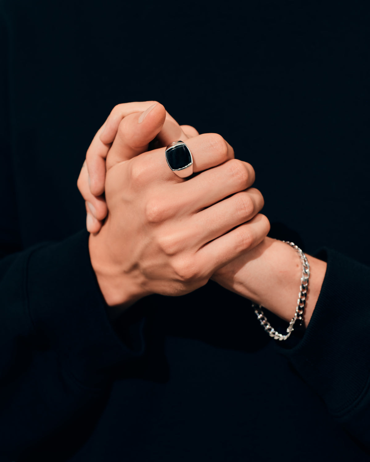 Cushion Polished Black Onyx – Tom Wood