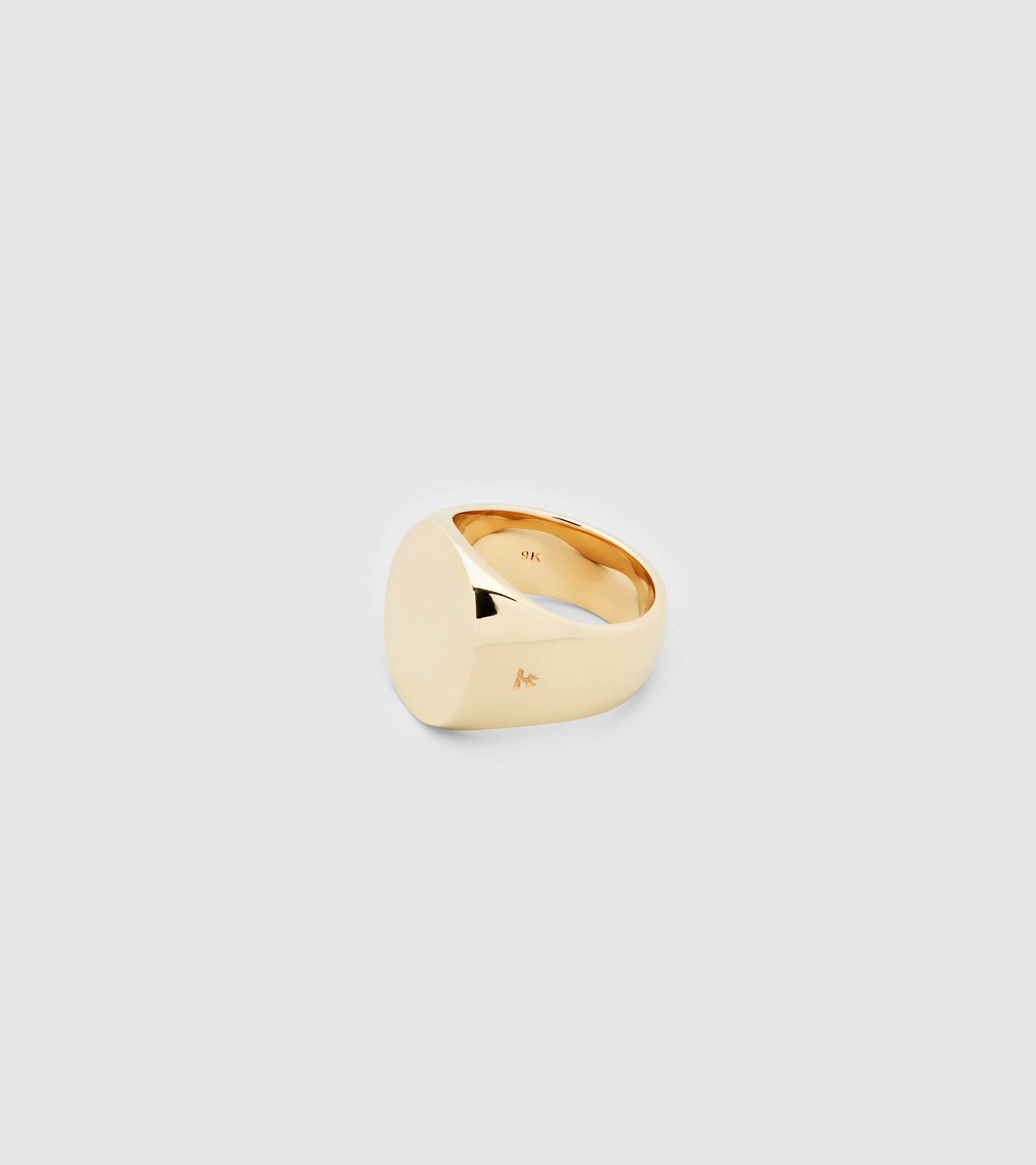 Oval Gold – Tom Wood